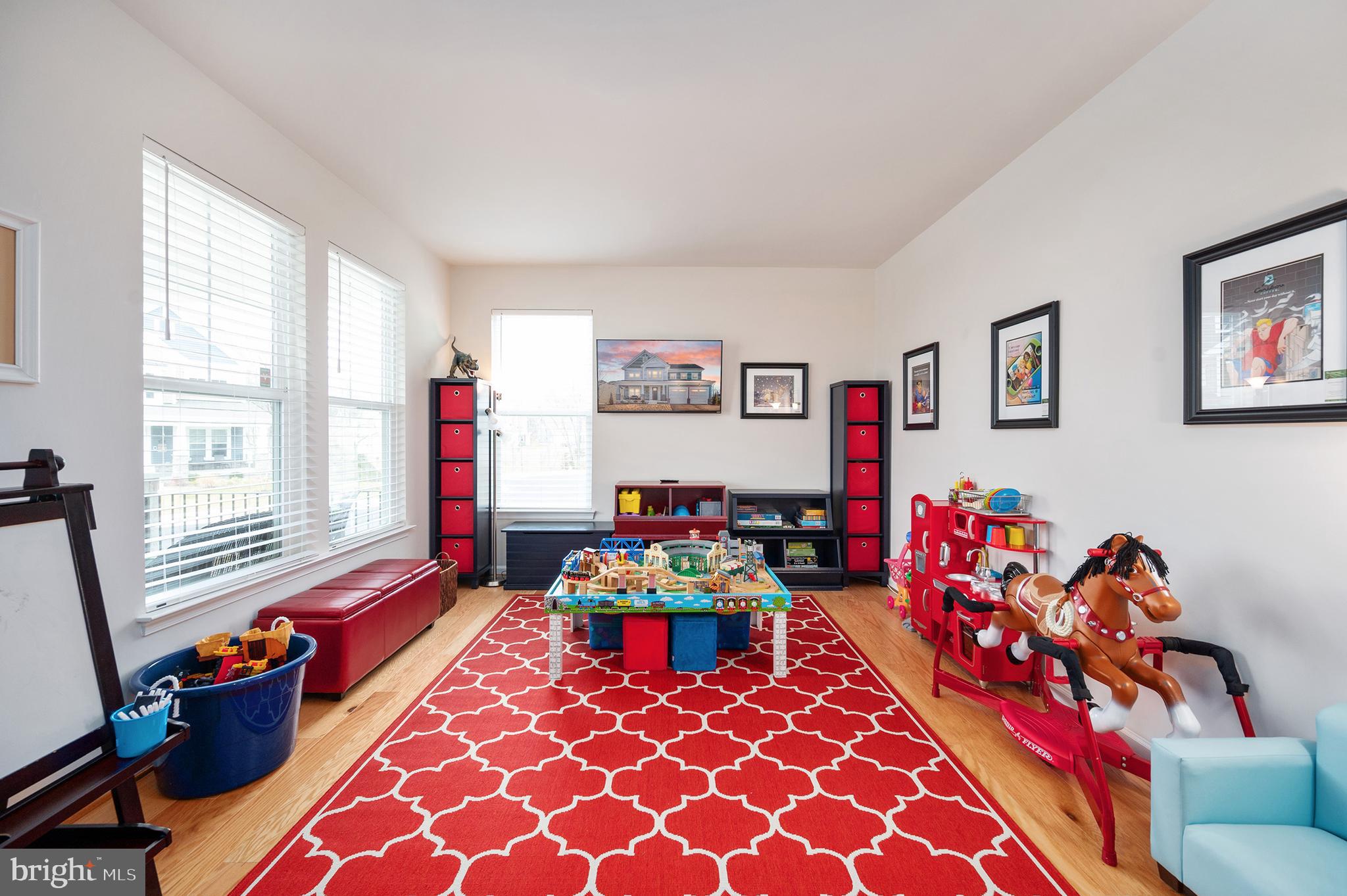 LIBERTY KNOLLS - Residential