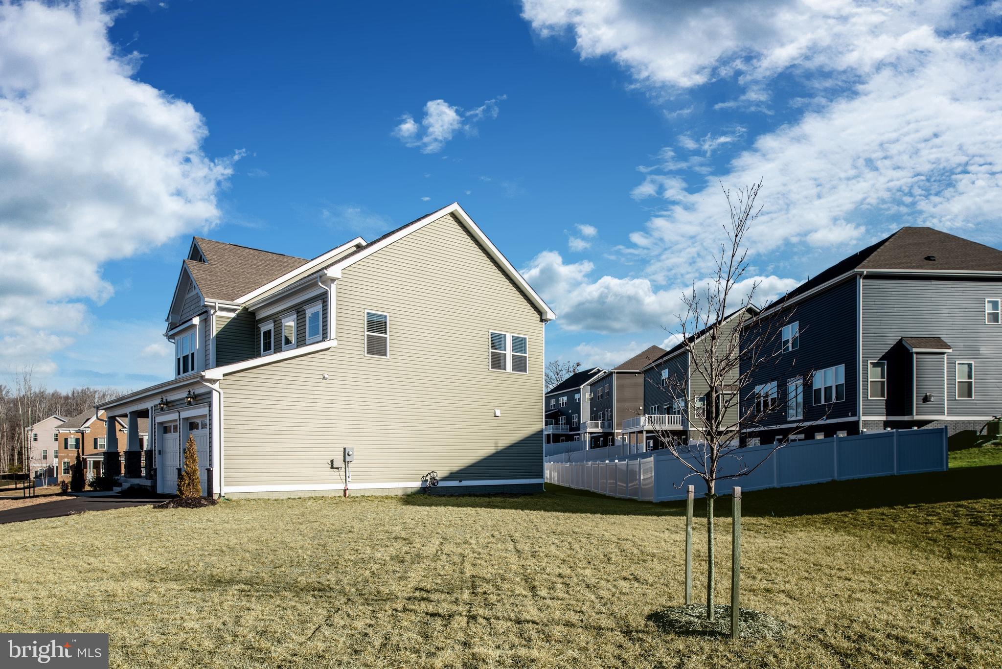 LIBERTY KNOLLS - Residential