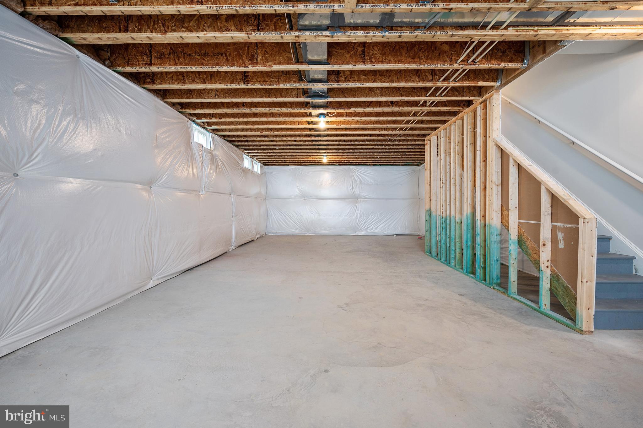 LIBERTY KNOLLS - Residential