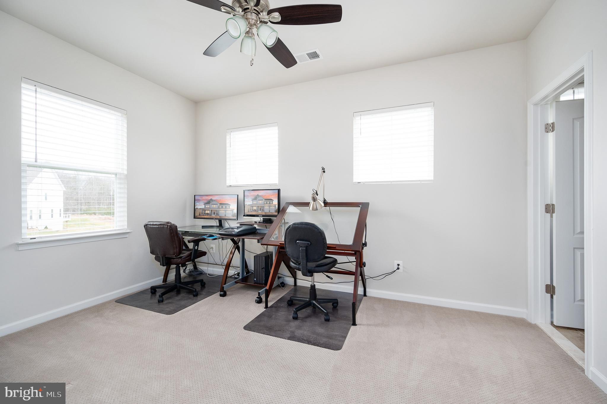 LIBERTY KNOLLS - Residential