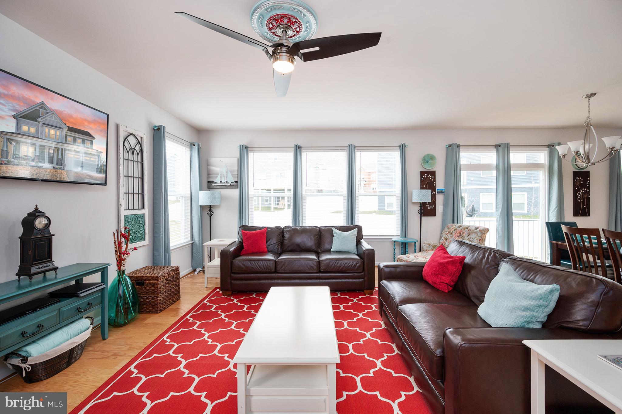 LIBERTY KNOLLS - Residential