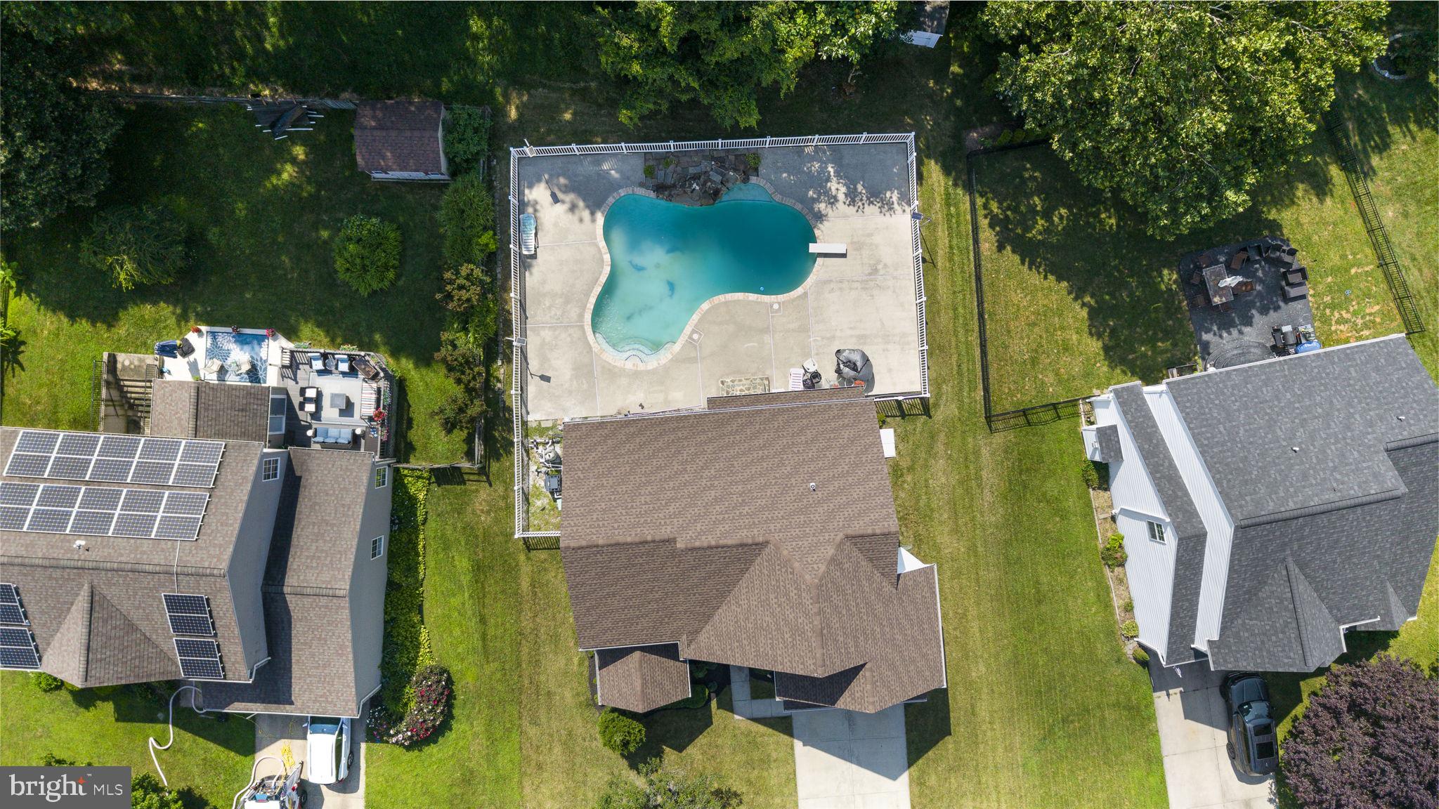 134 W HEATHER ROAD