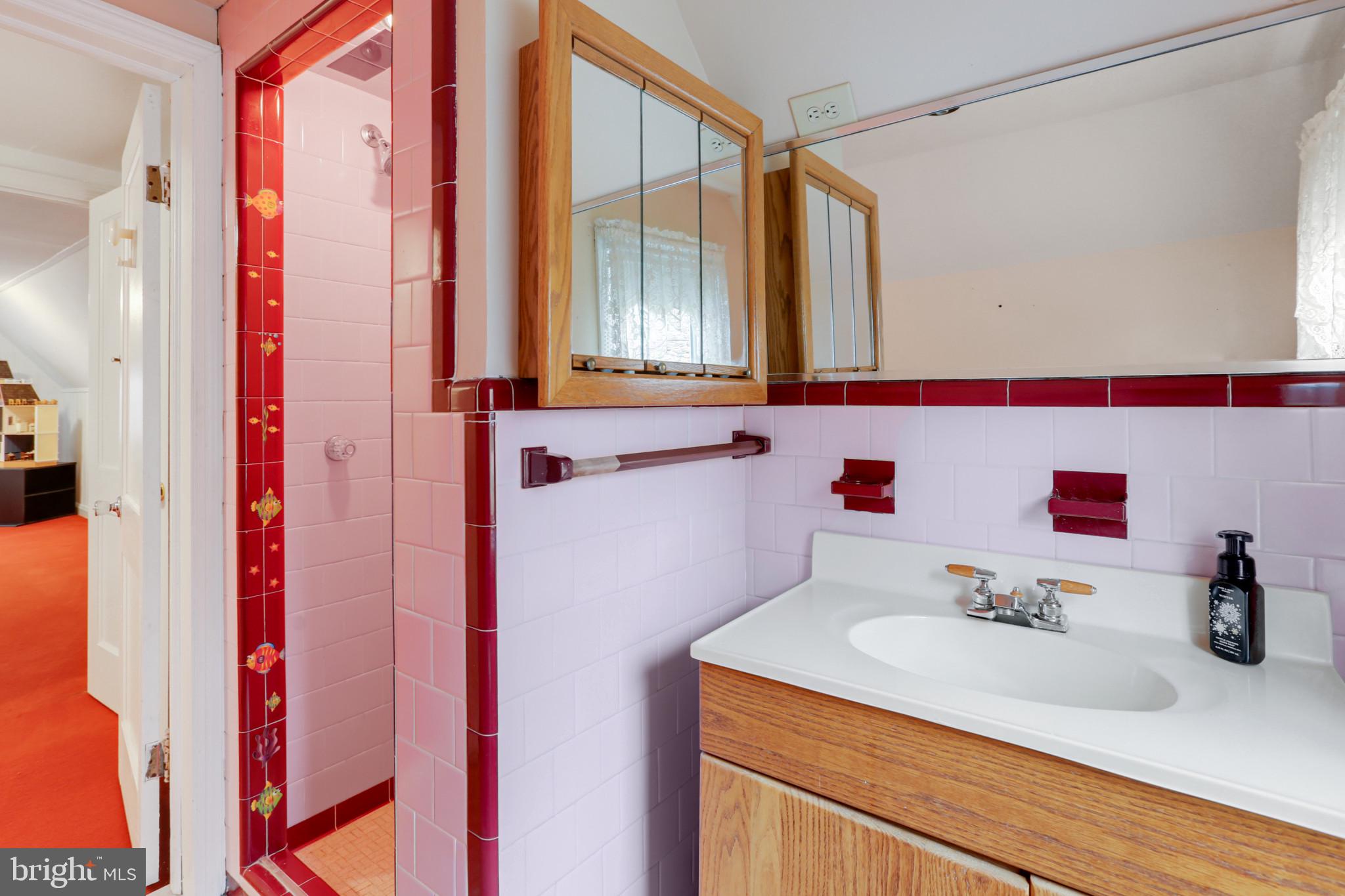 CROSS COUNTRY - Residential