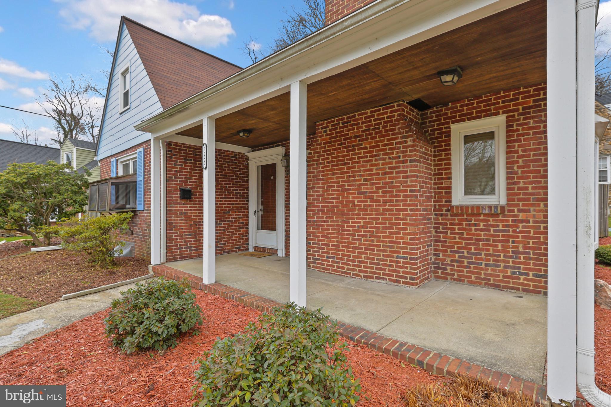 CROSS COUNTRY - Residential