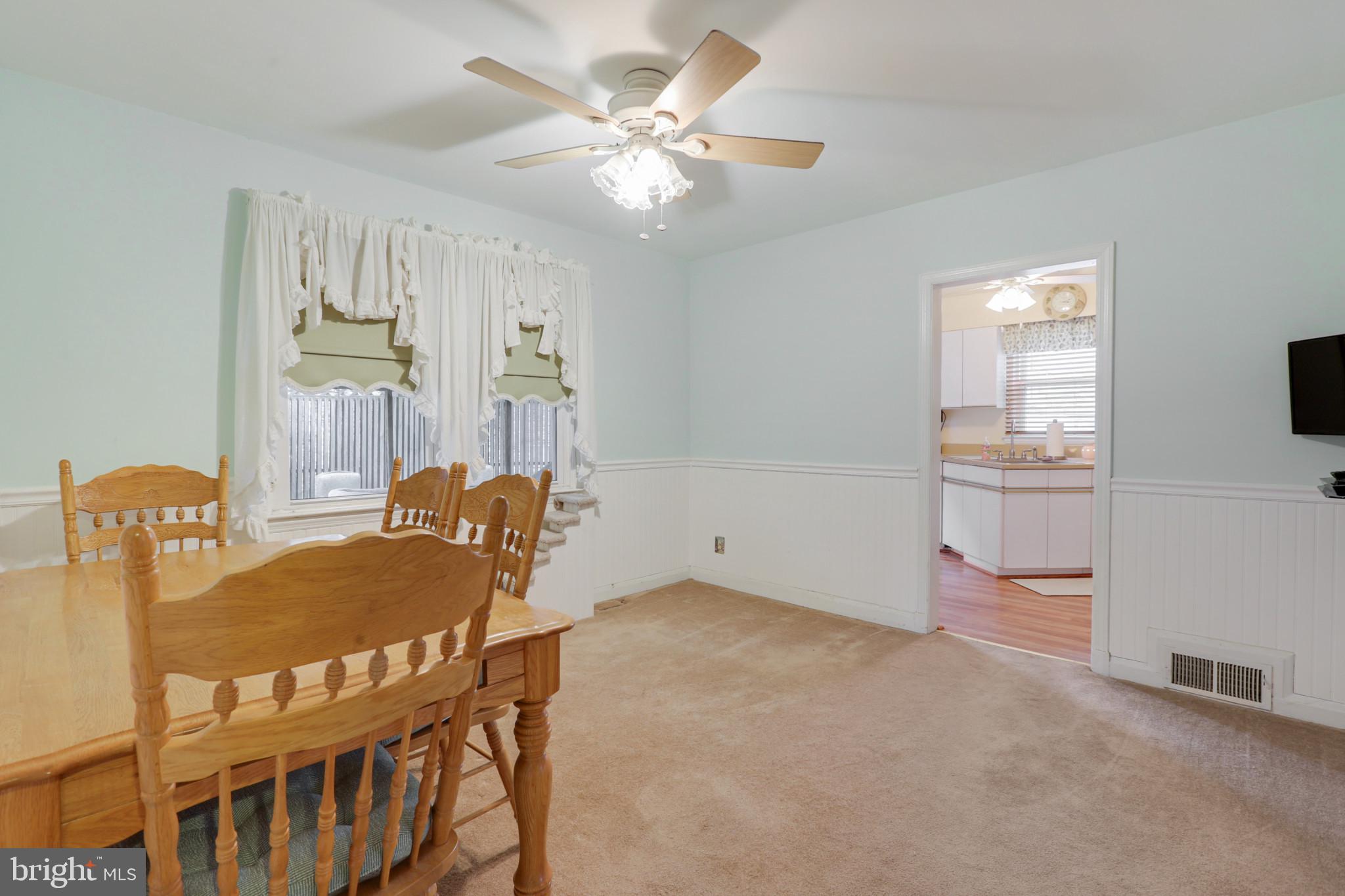 CROSS COUNTRY - Residential