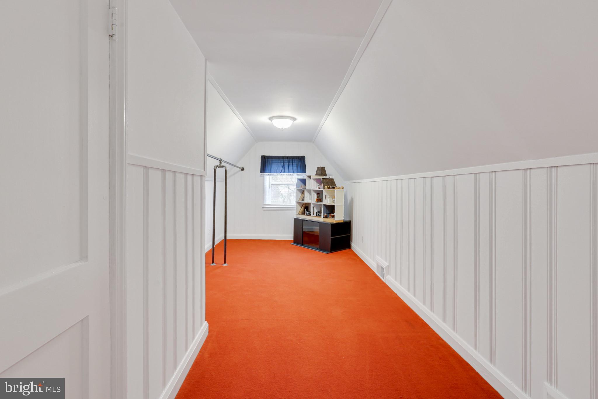 CROSS COUNTRY - Residential