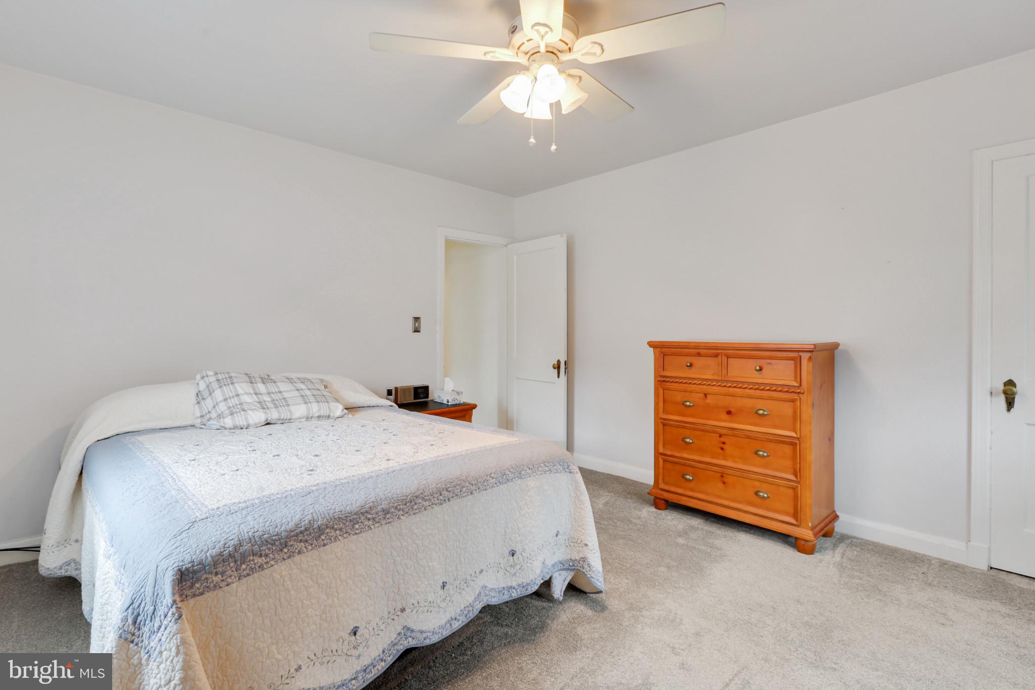 CROSS COUNTRY - Residential