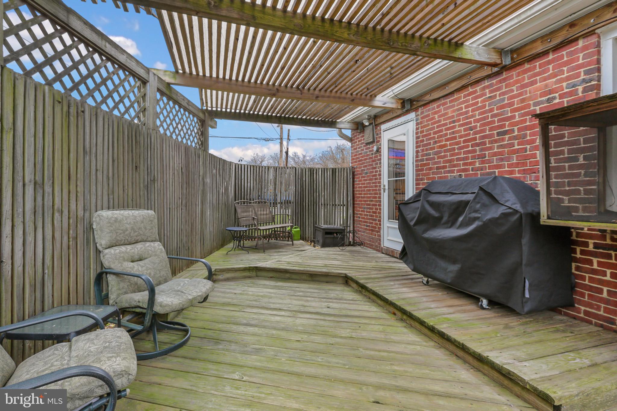 CROSS COUNTRY - Residential