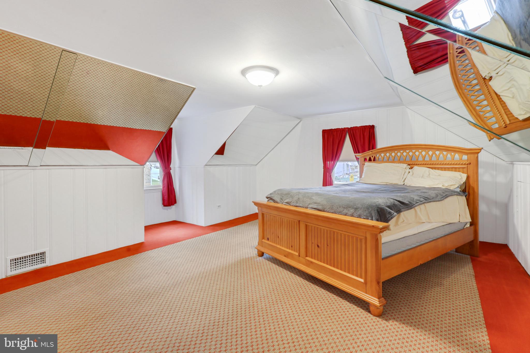 CROSS COUNTRY - Residential