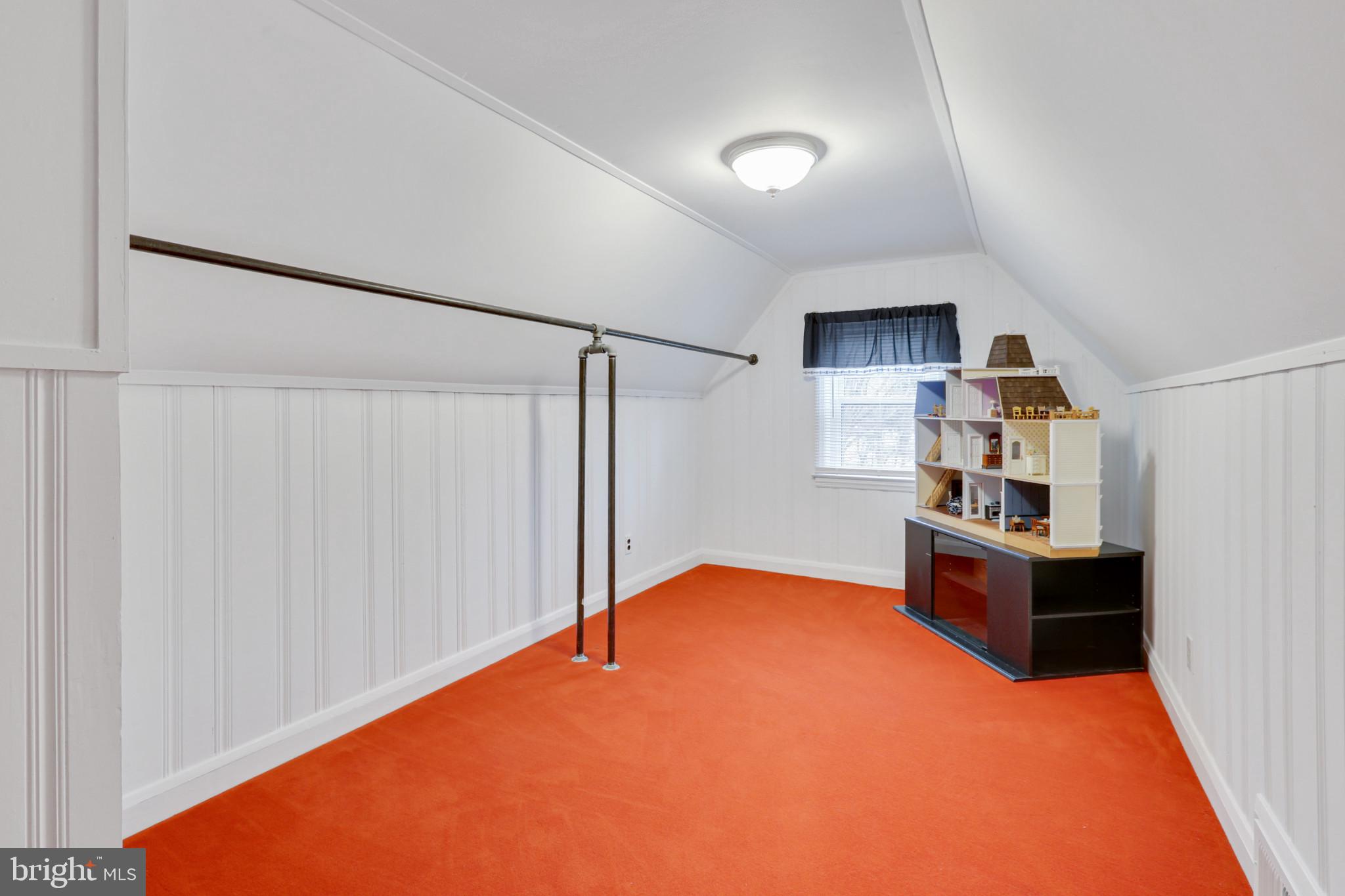 CROSS COUNTRY - Residential