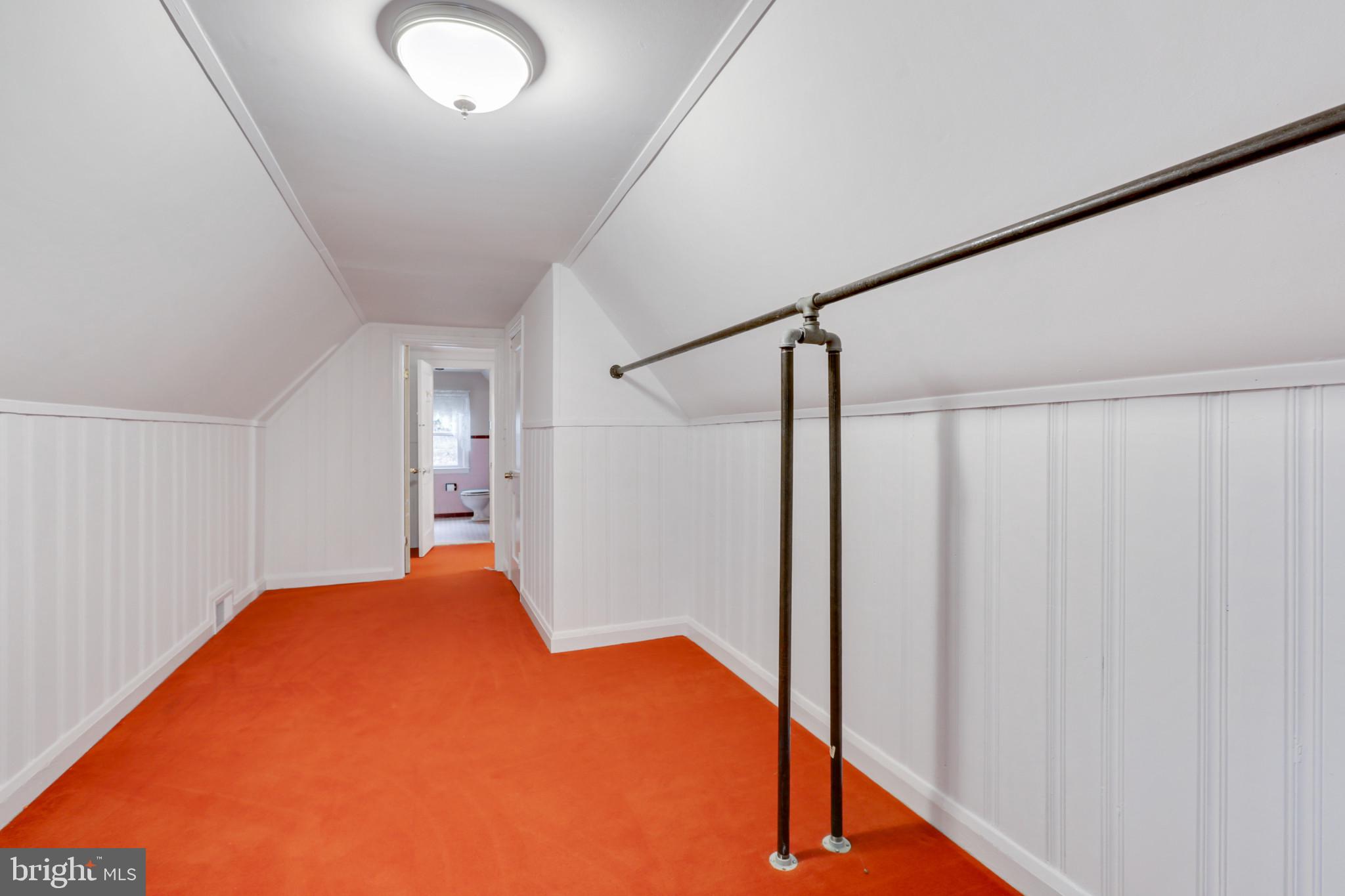 CROSS COUNTRY - Residential