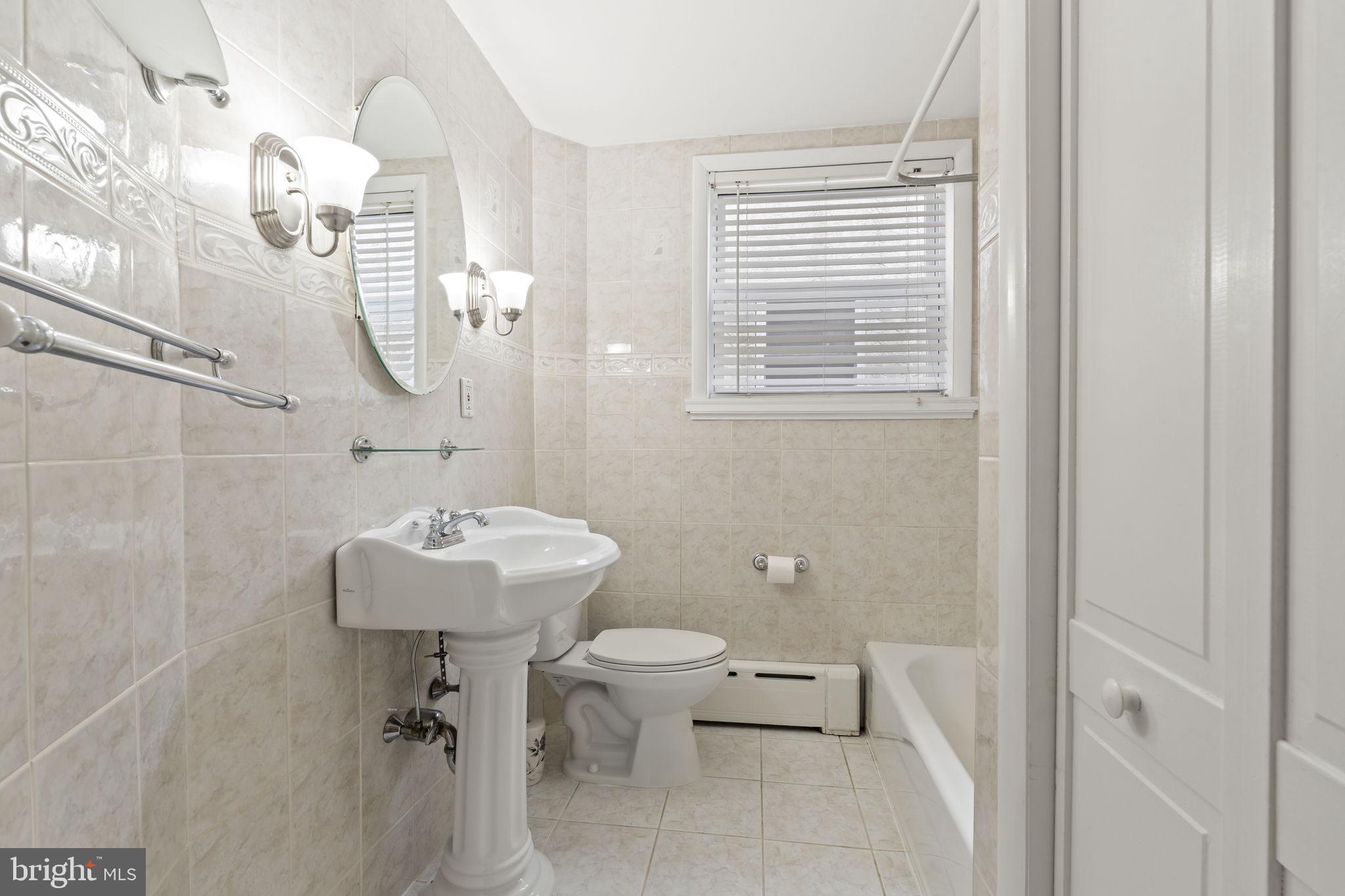 PHILADELPHIA (SOUTH) - Residential