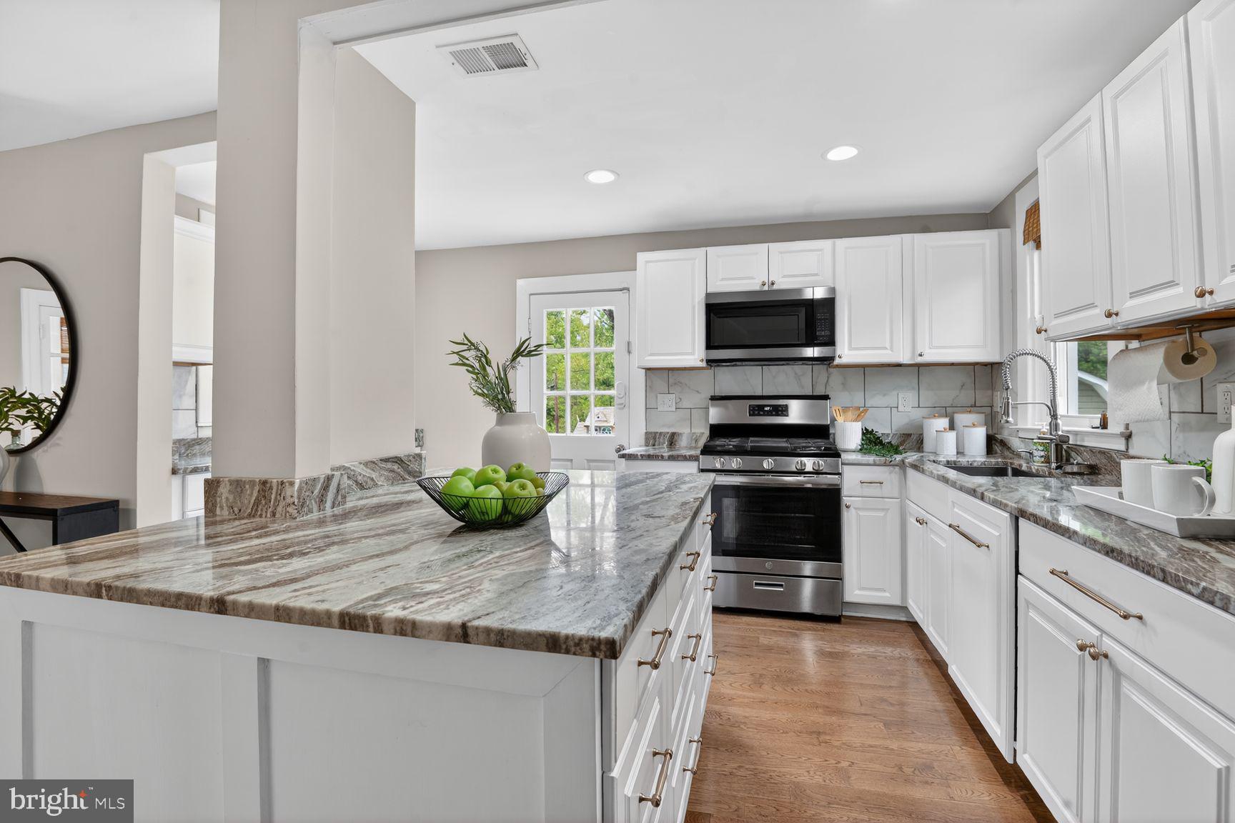 OLD CATONSVILLE - Residential