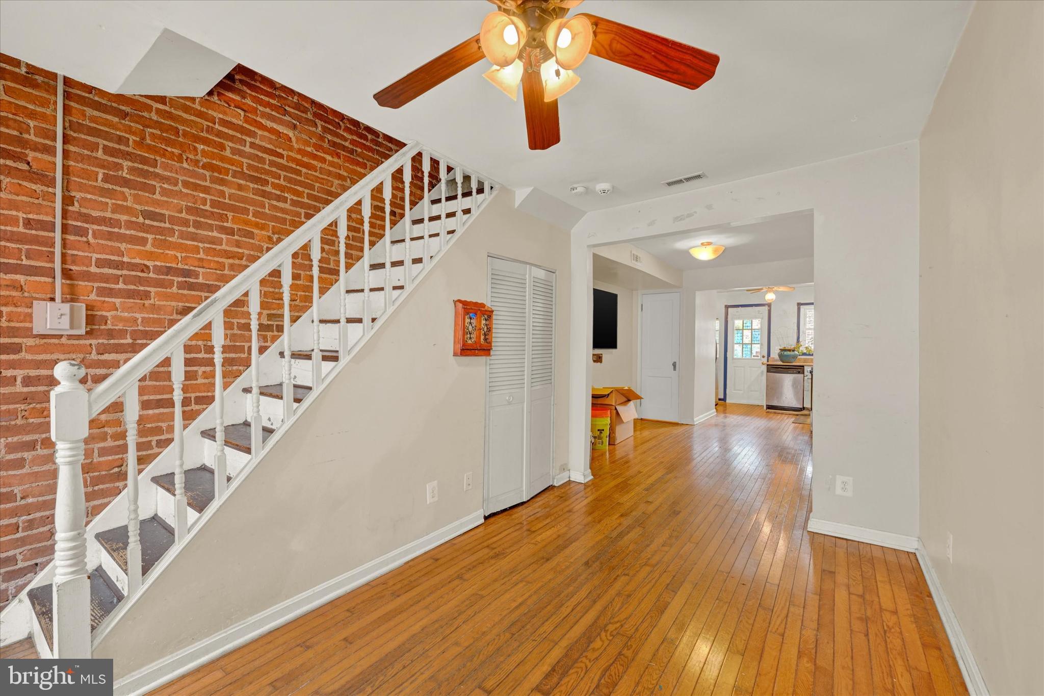 BUTCHERS HILL - Residential