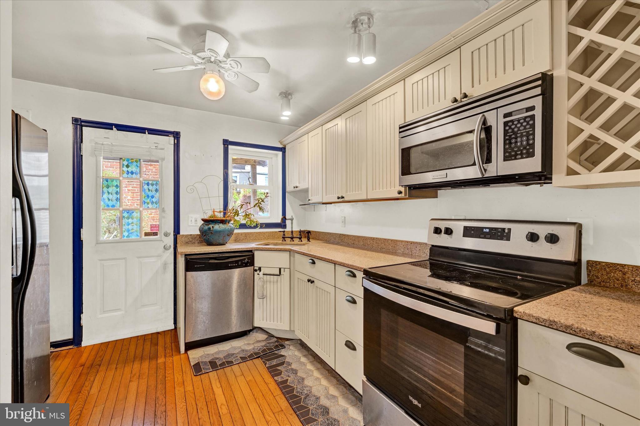 BUTCHERS HILL - Residential