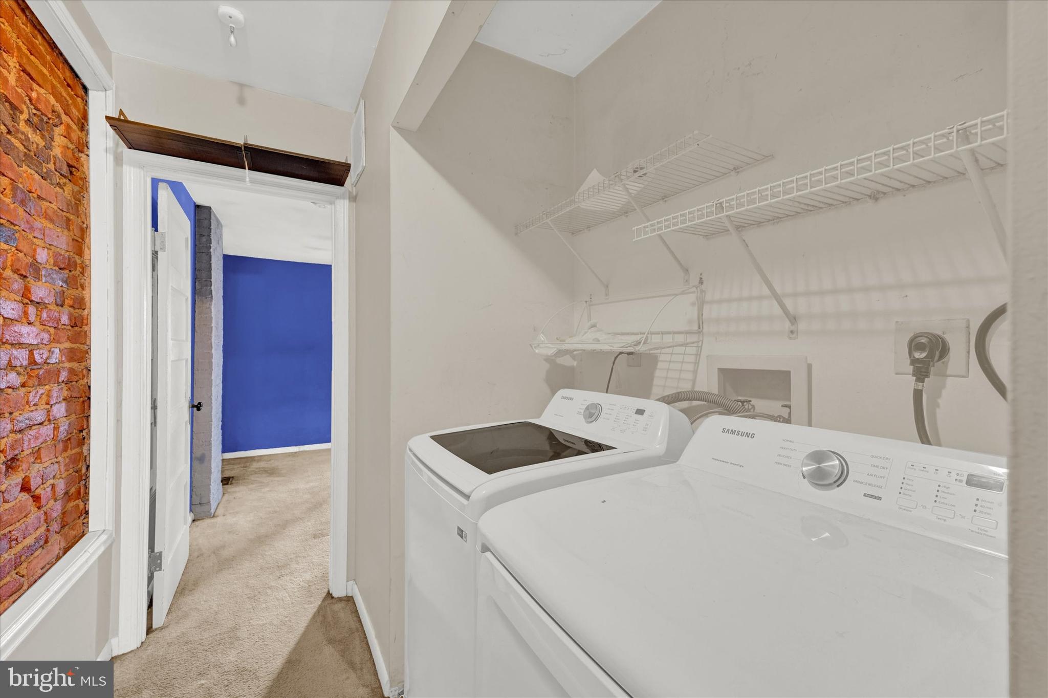 BUTCHERS HILL - Residential