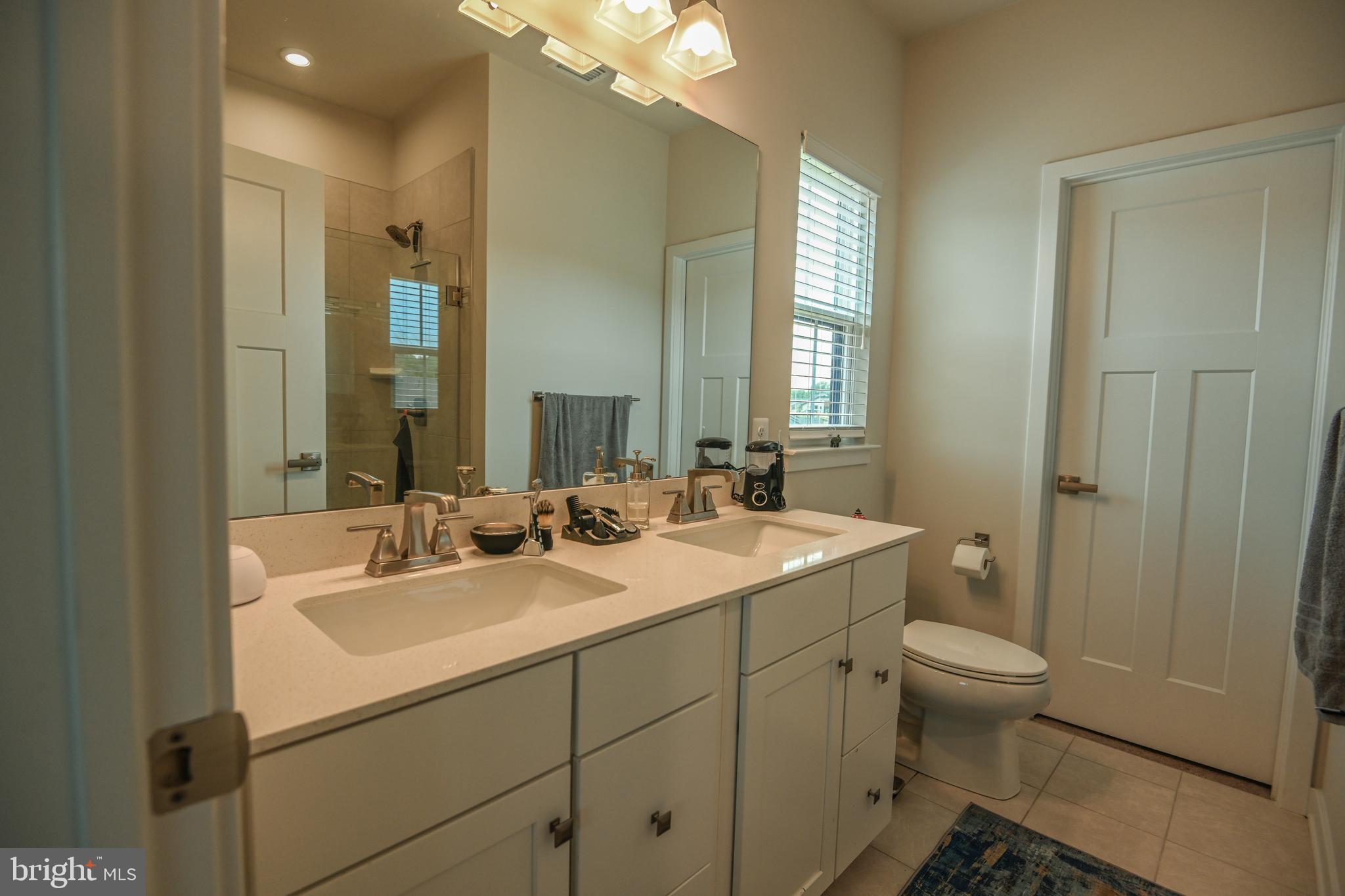 TANYARD SHORES - Residential Lease