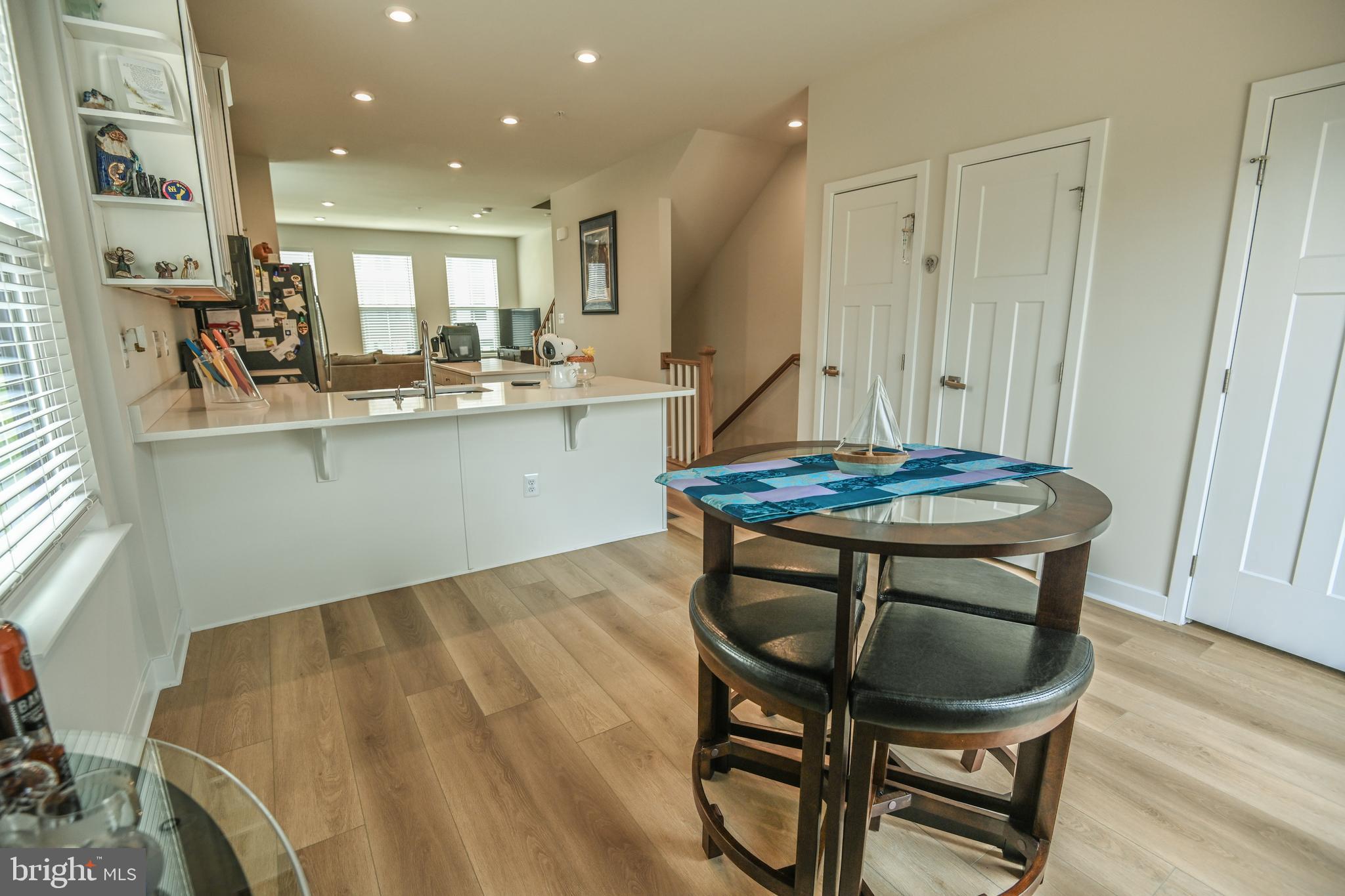 TANYARD SHORES - Residential Lease