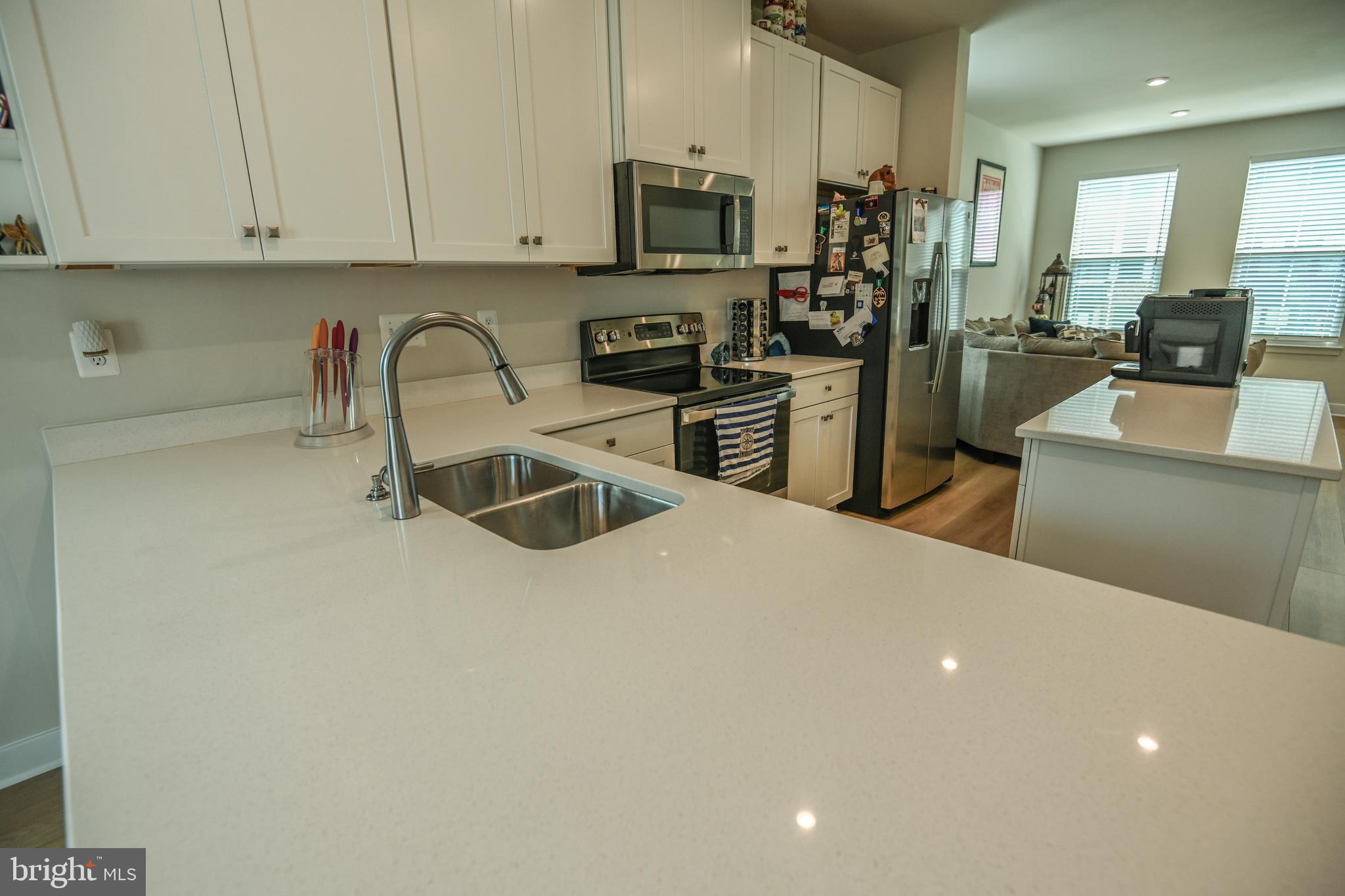 TANYARD SHORES - Residential Lease