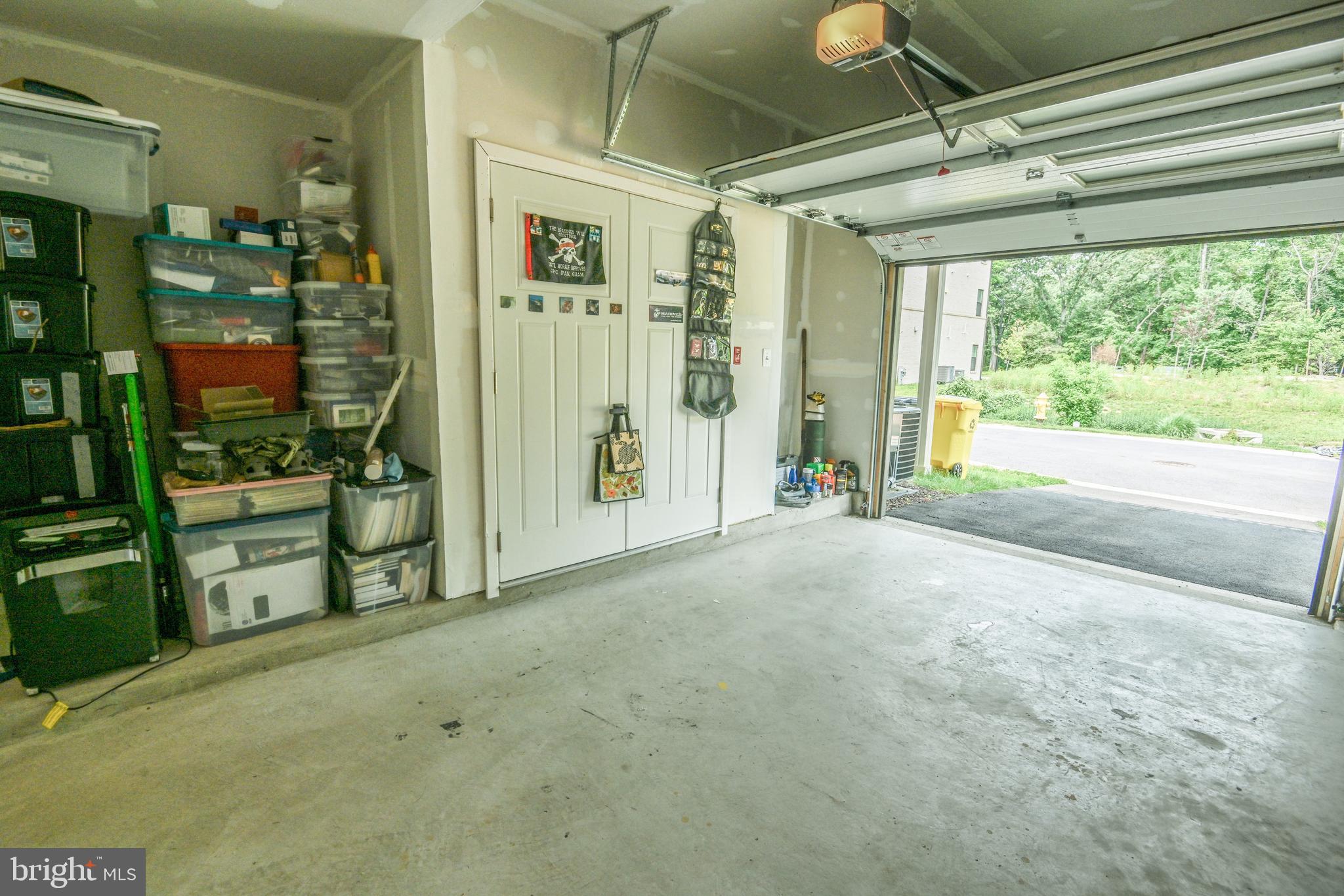 TANYARD SHORES - Residential Lease