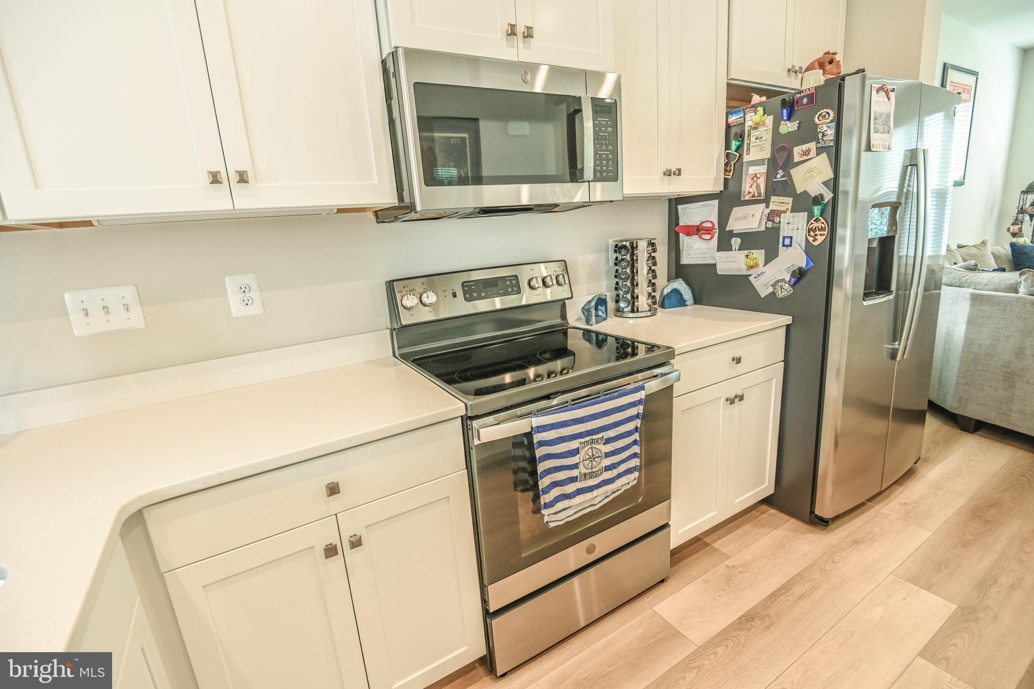 TANYARD SHORES - Residential Lease