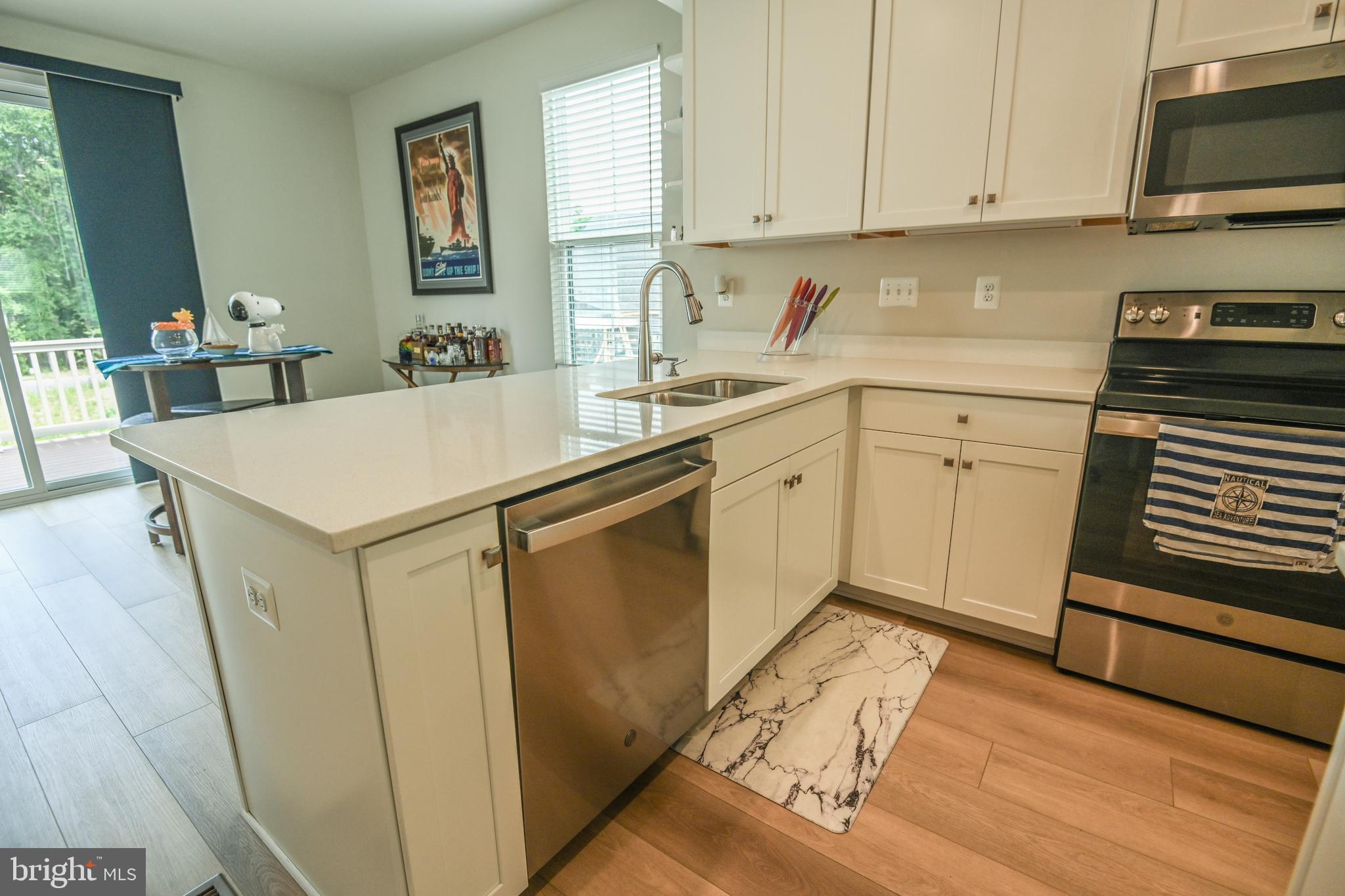 TANYARD SHORES - Residential Lease