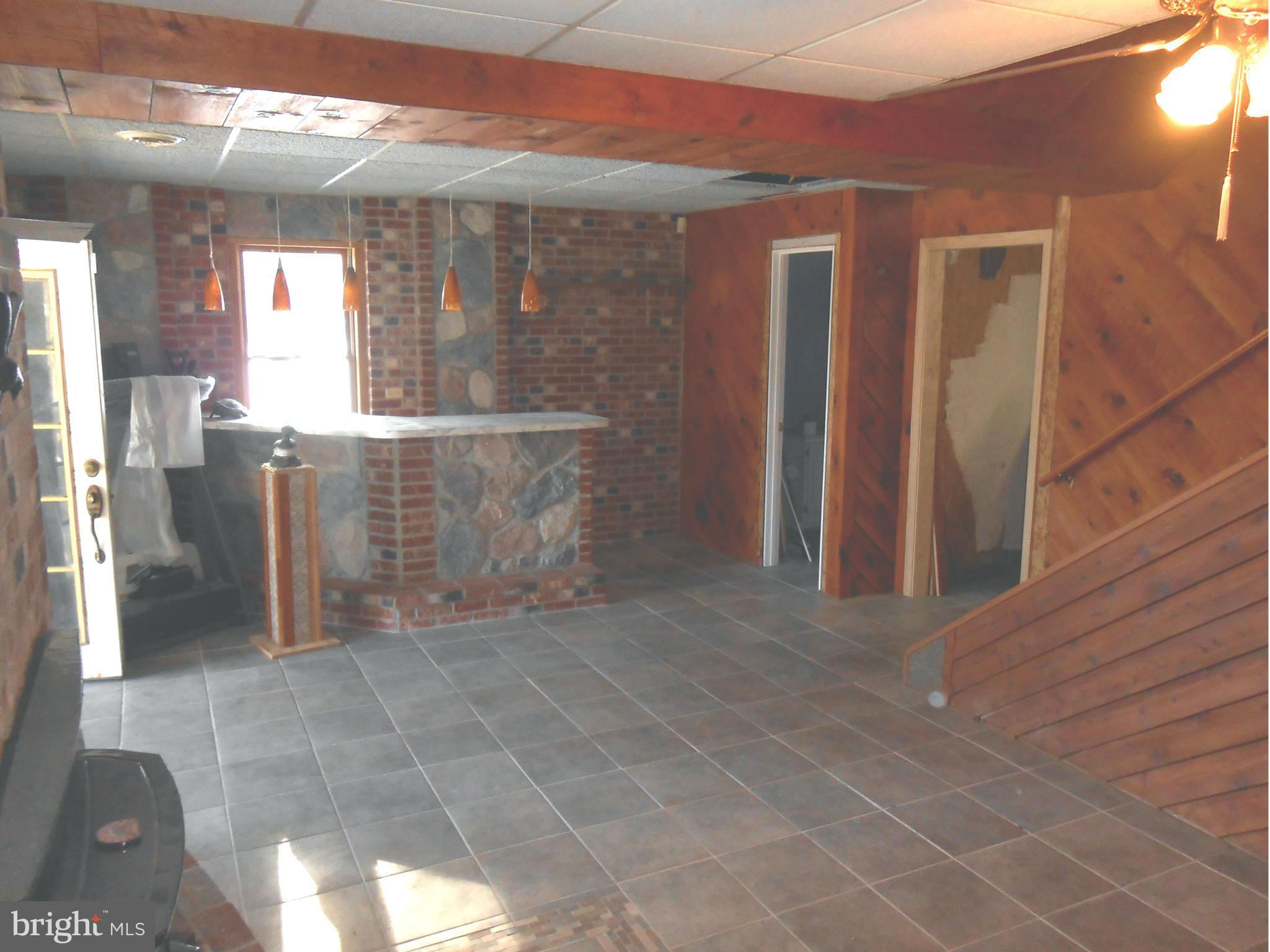 EDWARDS RUN - Residential