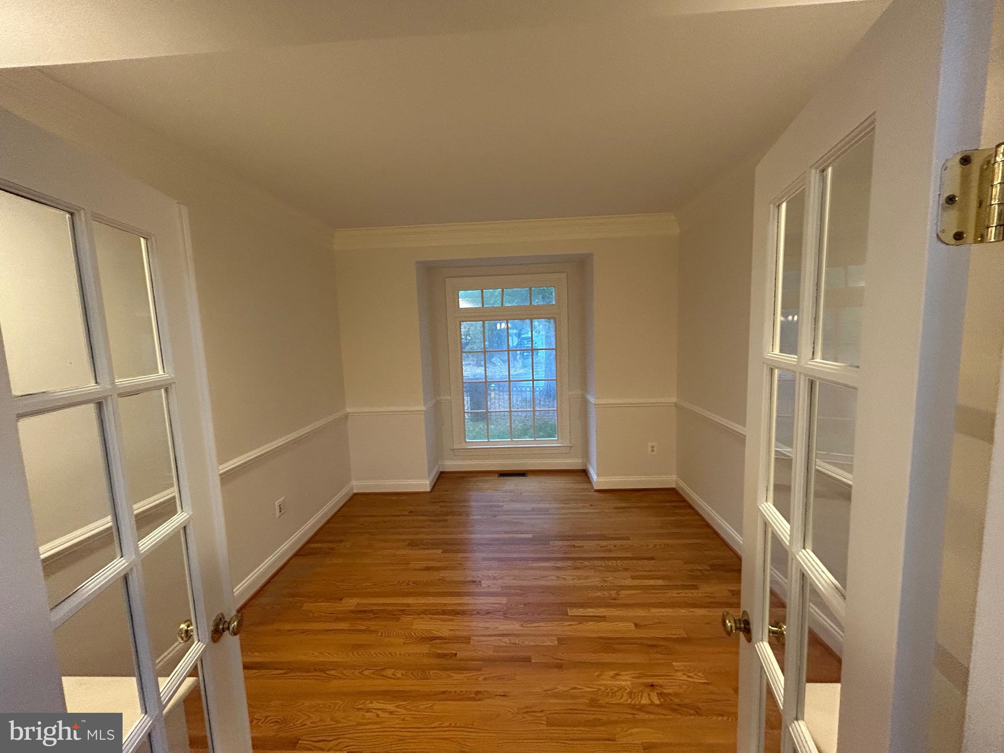 SHIRLEY WOODS - Residential Lease