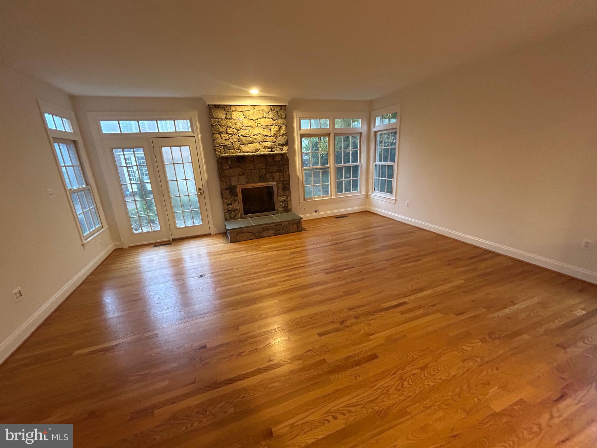 SHIRLEY WOODS - Residential Lease