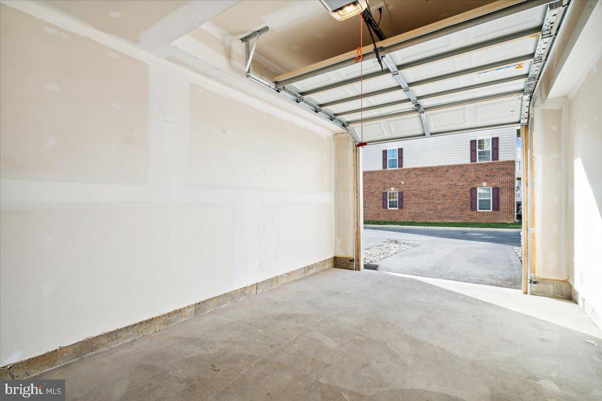 LINTON AT BALLENGER - Residential