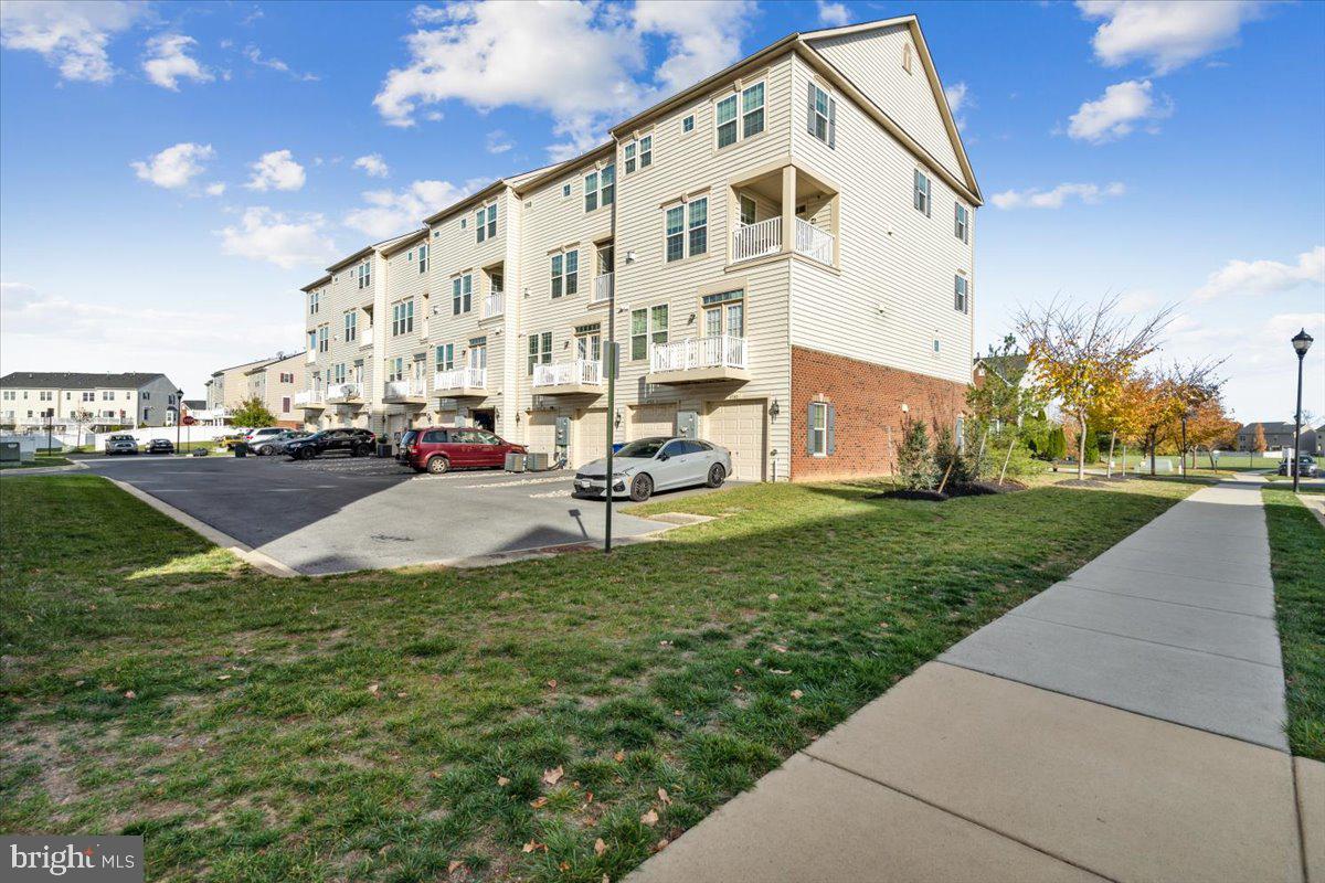 LINTON AT BALLENGER - Residential