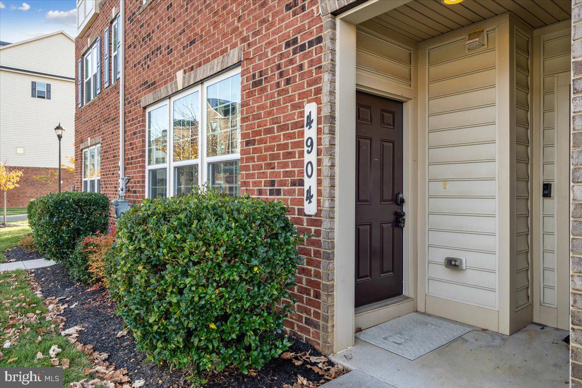 LINTON AT BALLENGER - Residential