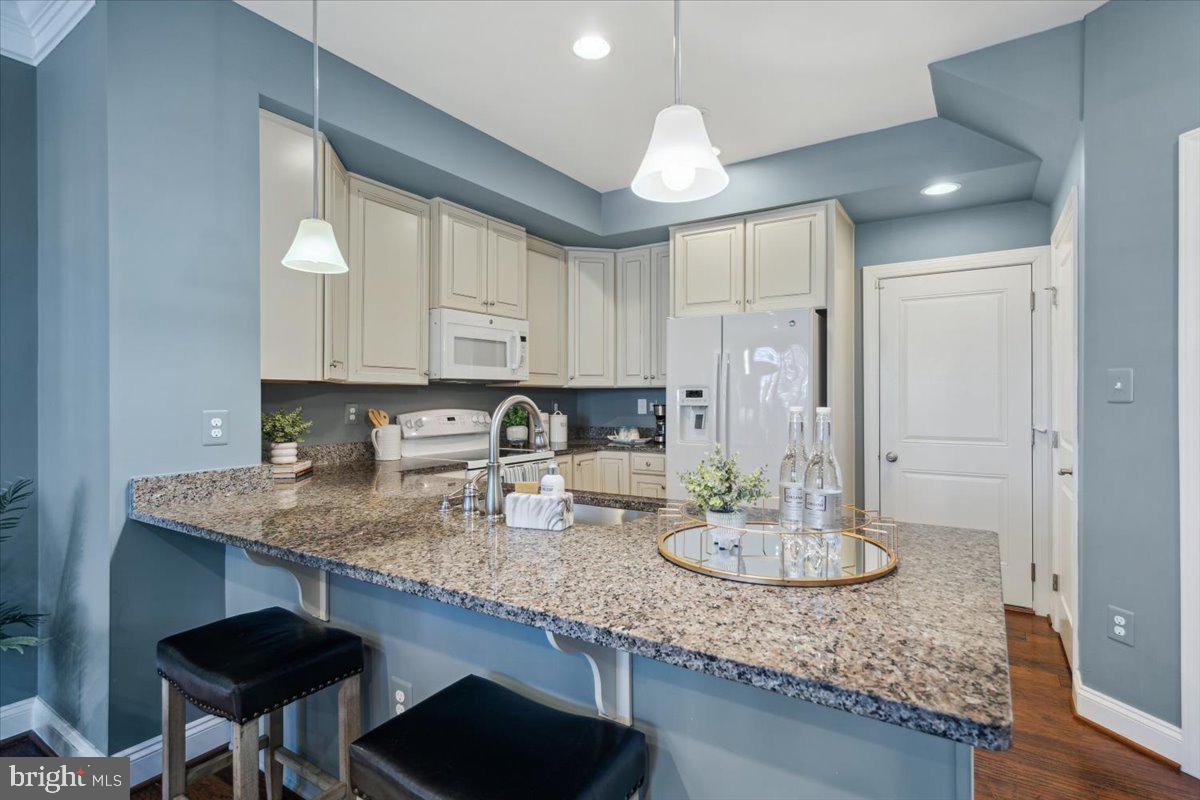 LINTON AT BALLENGER - Residential