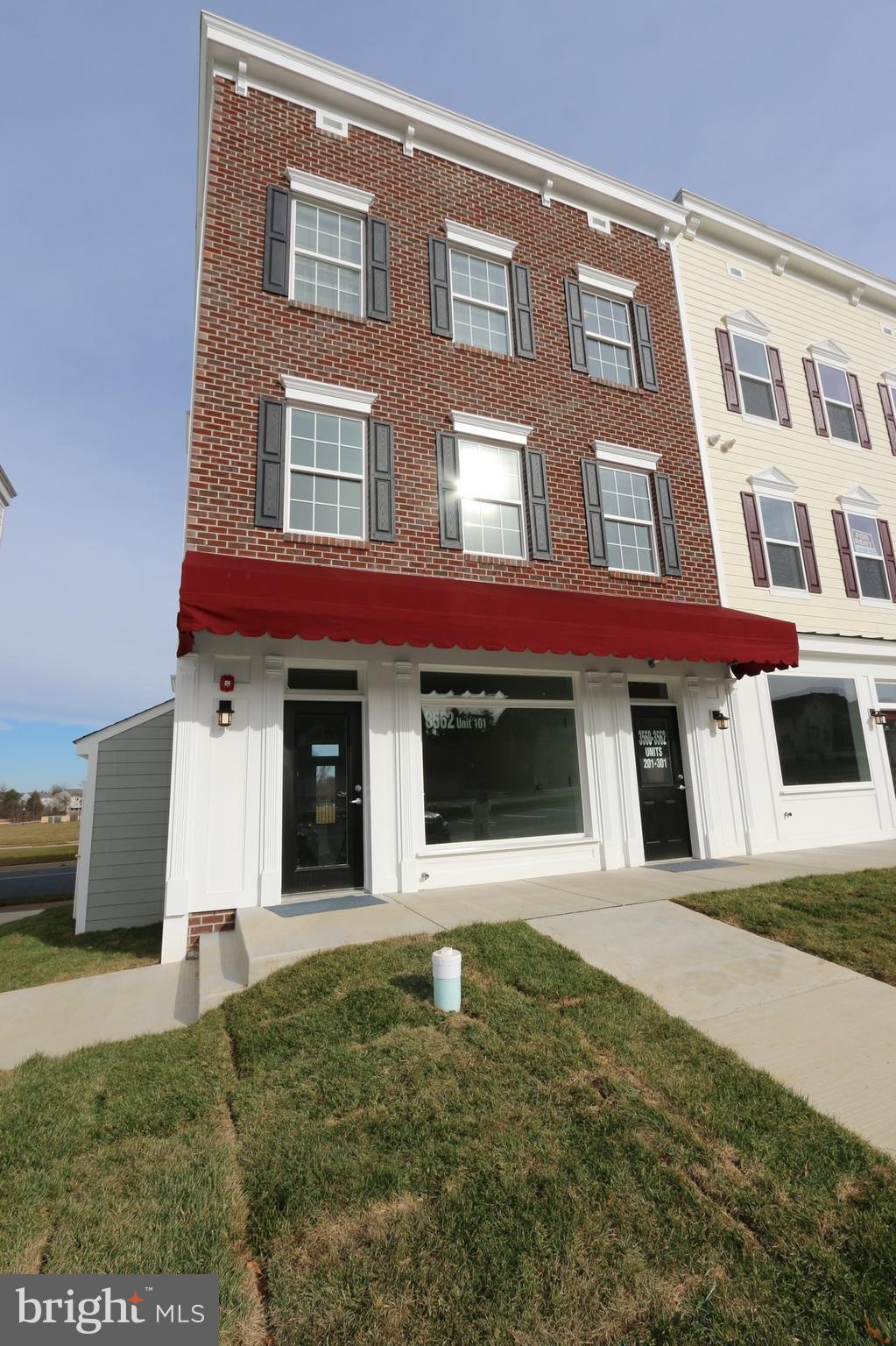 URBANA - Residential Lease