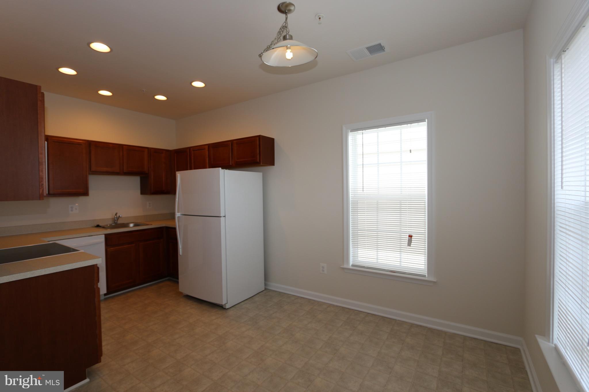 URBANA - Residential Lease