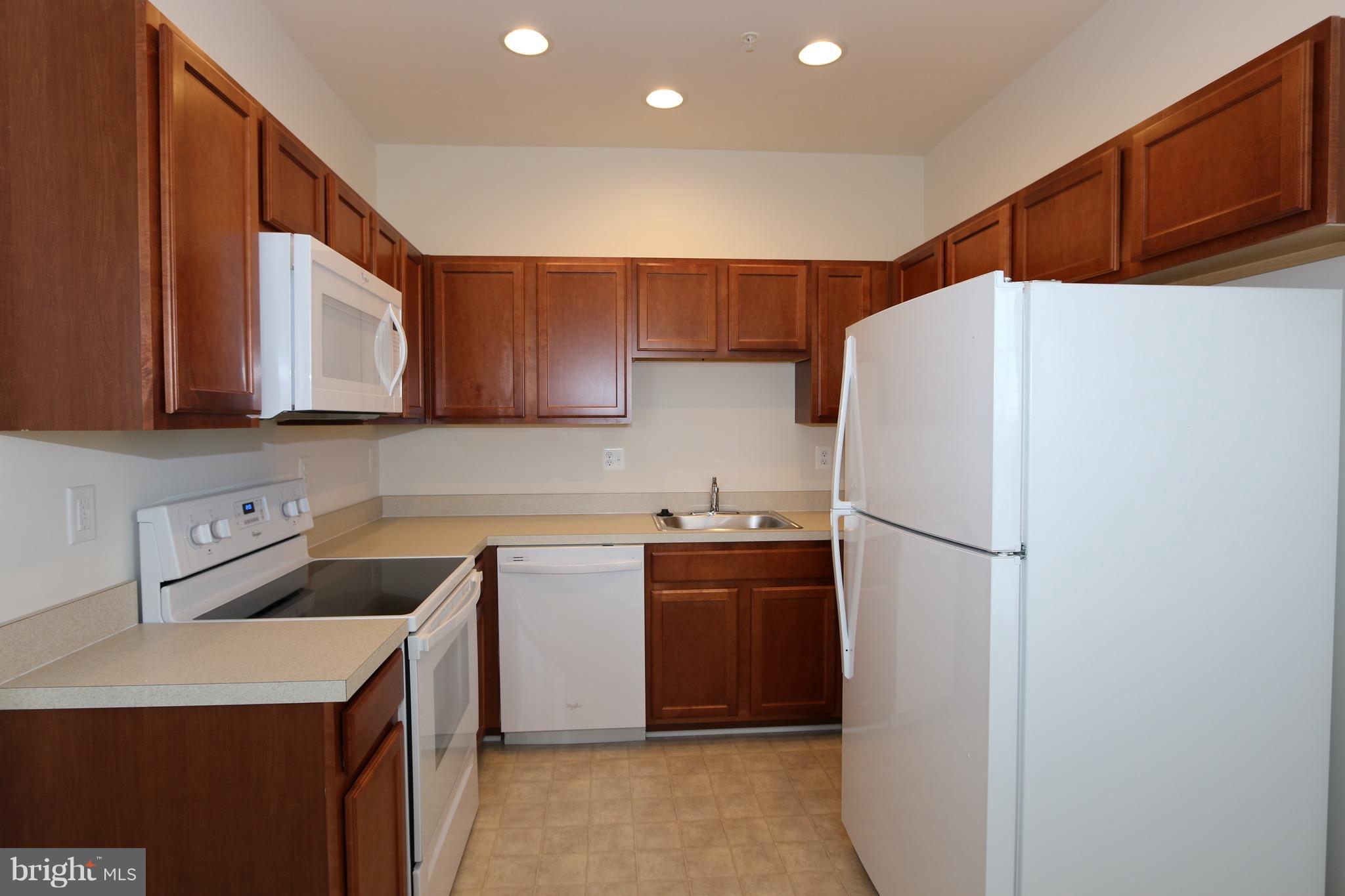 URBANA - Residential Lease