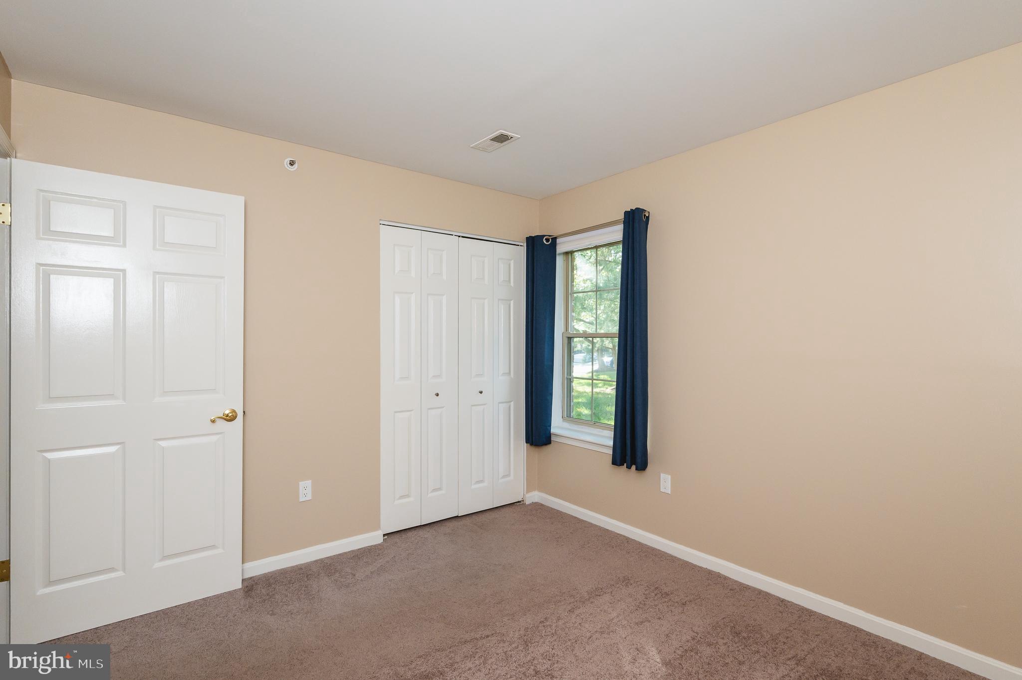 THE POINTE - Residential