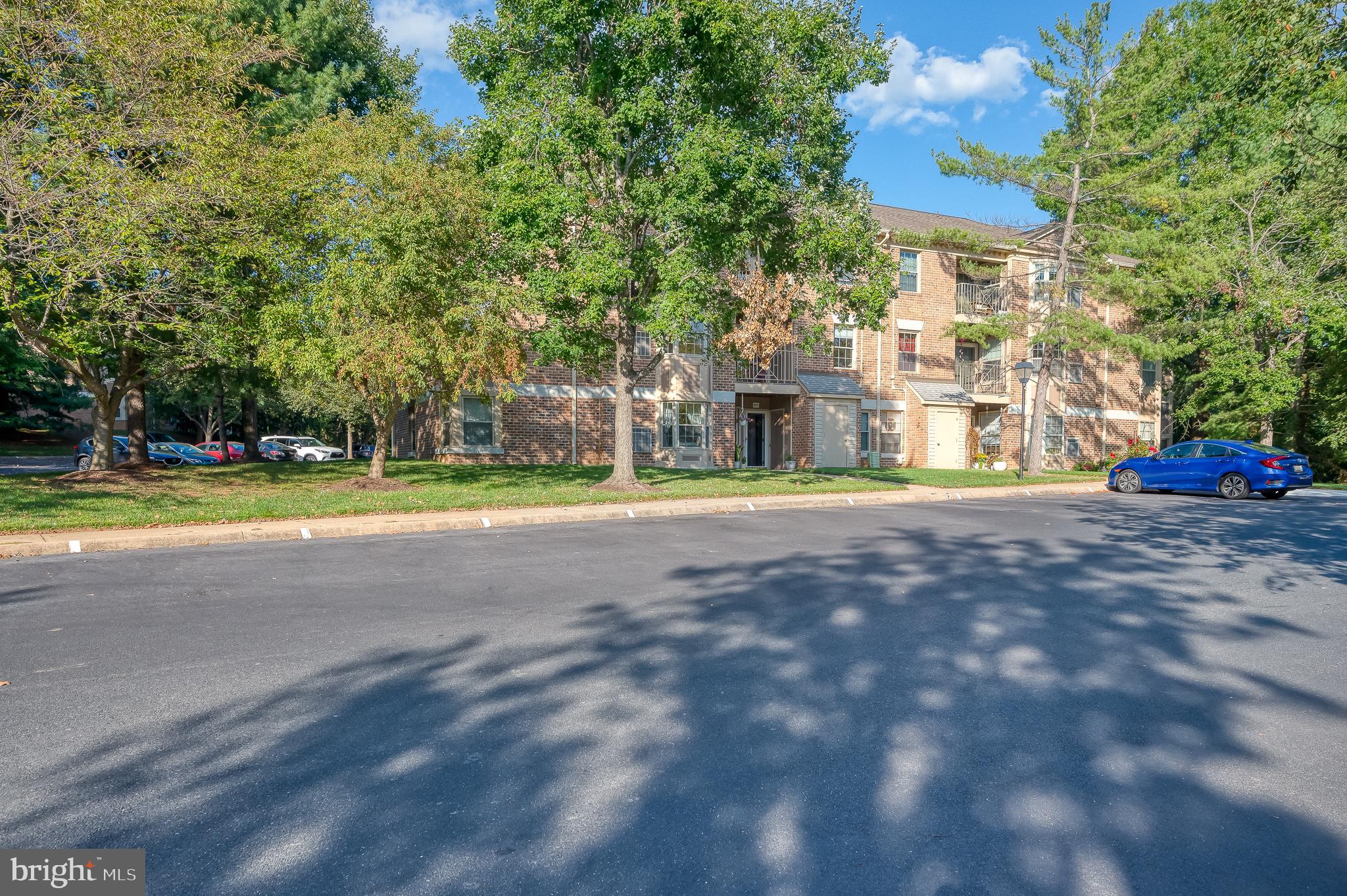 THE POINTE - Residential