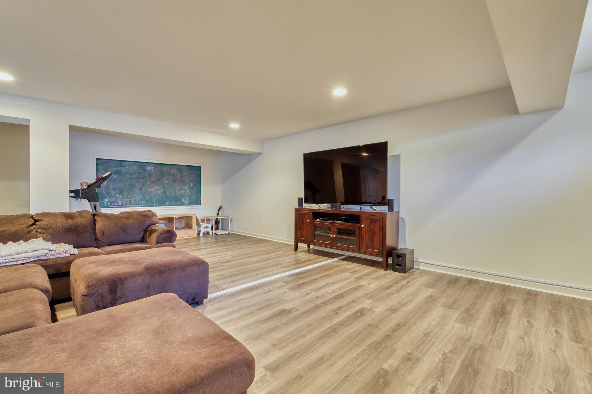 BRAMBLETON - Residential