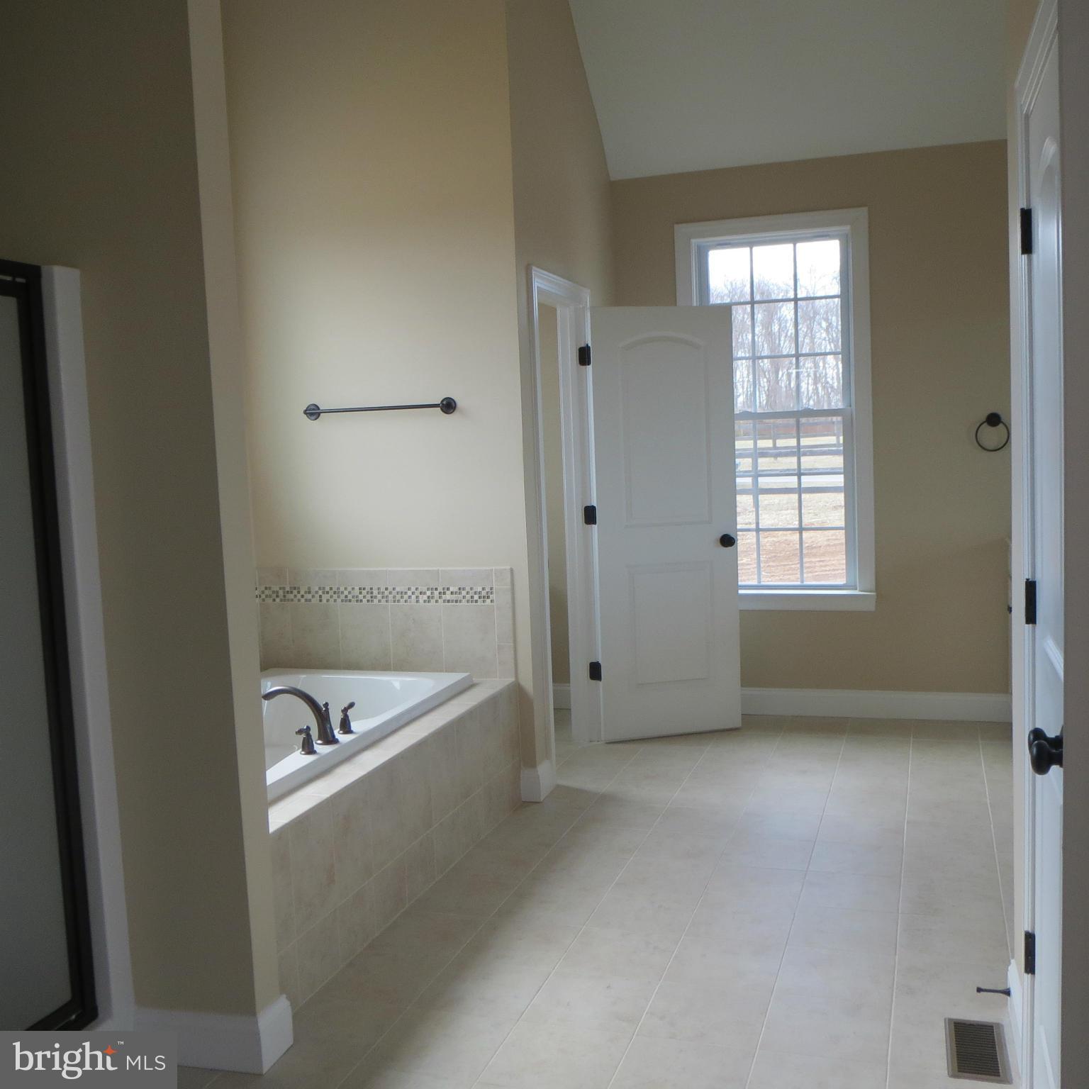 GLENDOBBIN RIDGE - Residential