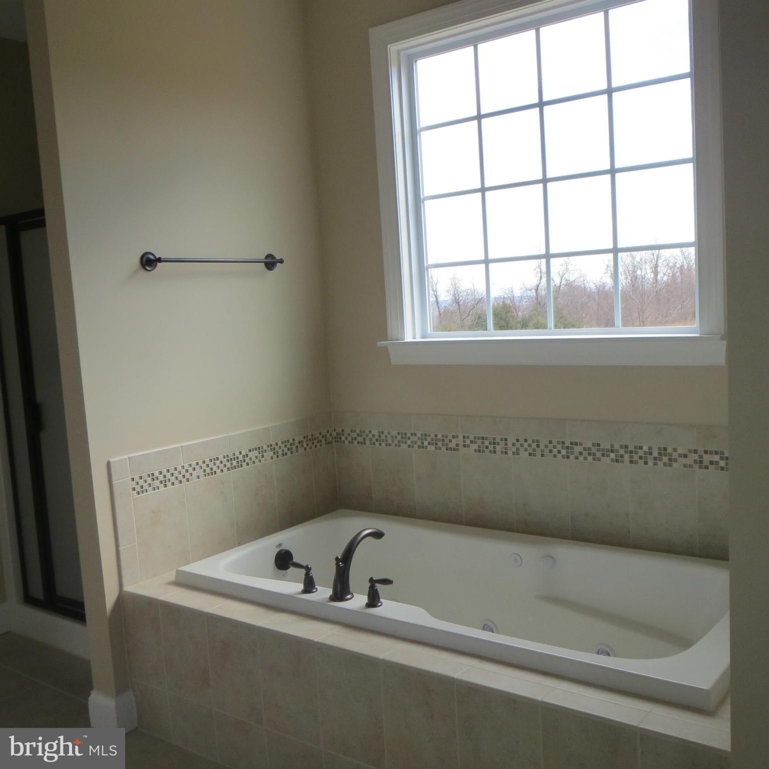 GLENDOBBIN RIDGE - Residential