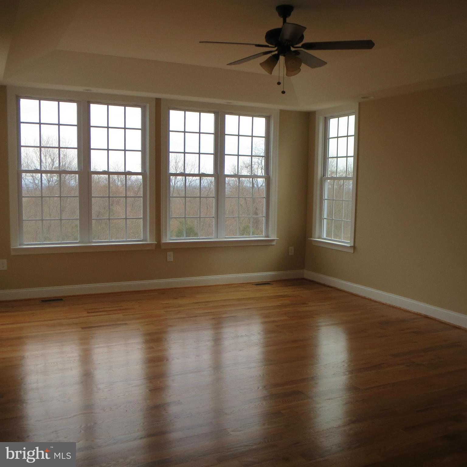 GLENDOBBIN RIDGE - Residential