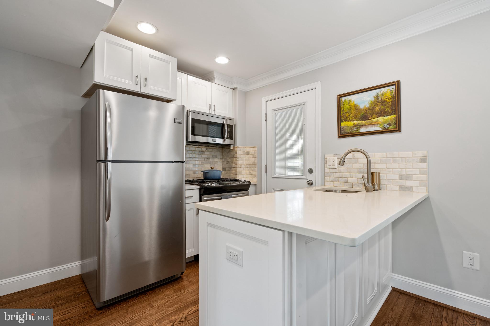 JEFFERSON HOMES - Residential