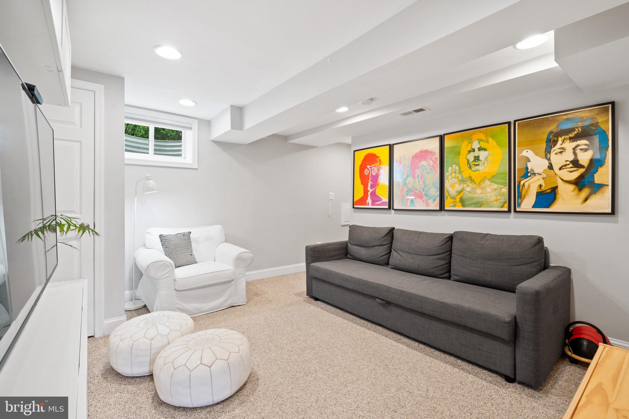 JEFFERSON HOMES - Residential