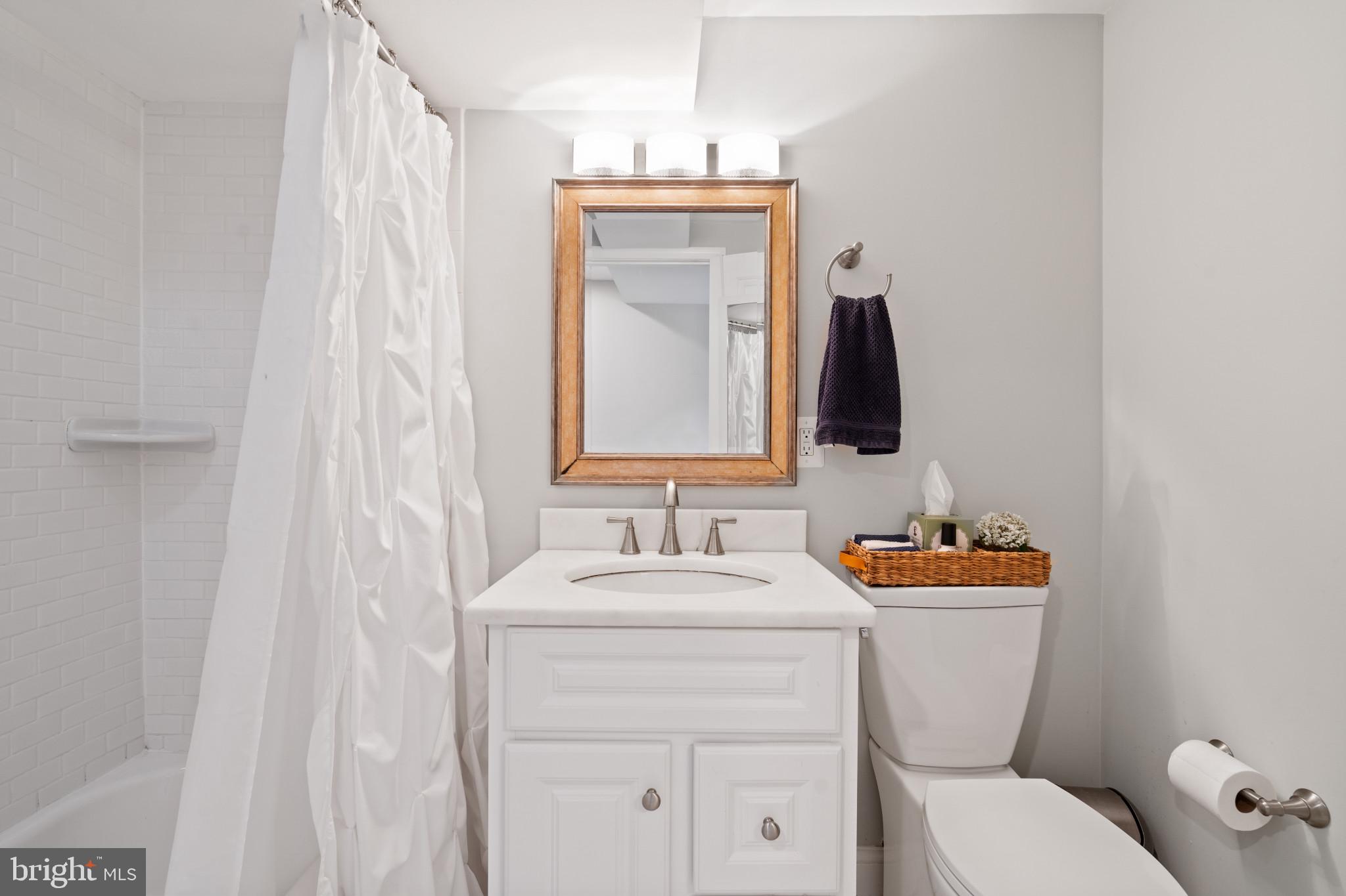 JEFFERSON HOMES - Residential