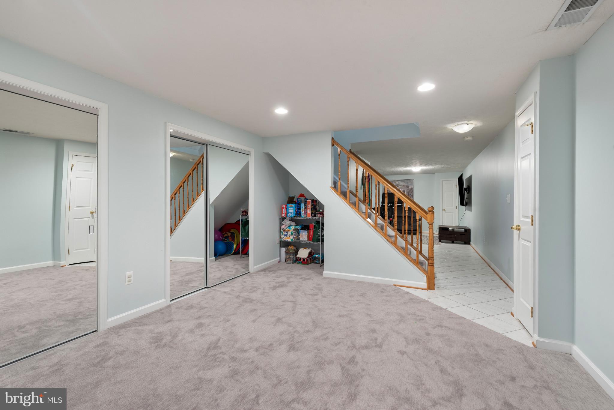 WATERFORD PARK - Residential