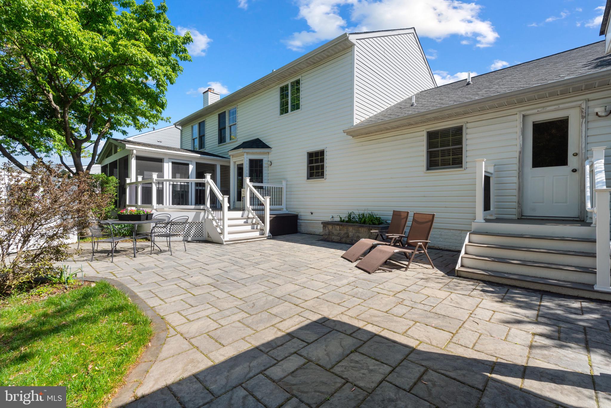 WATERFORD PARK - Residential