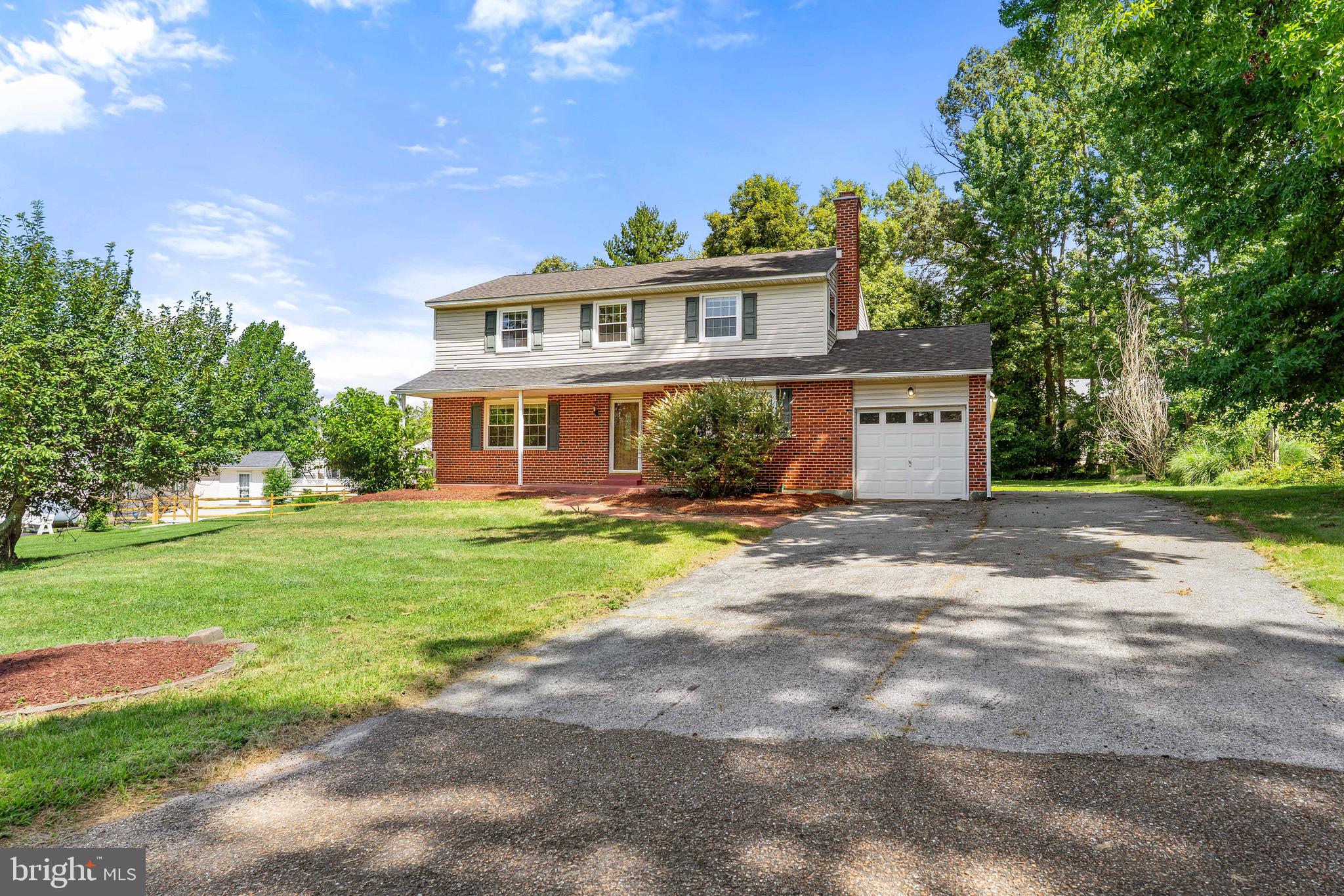 23 HILLCREST COURT