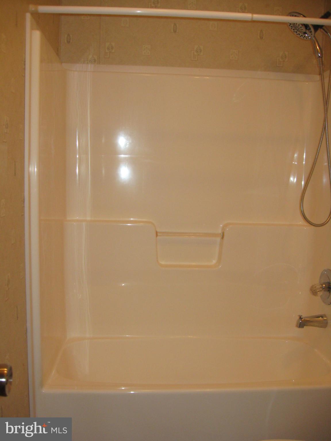 HILLANDALE HOMES - Residential