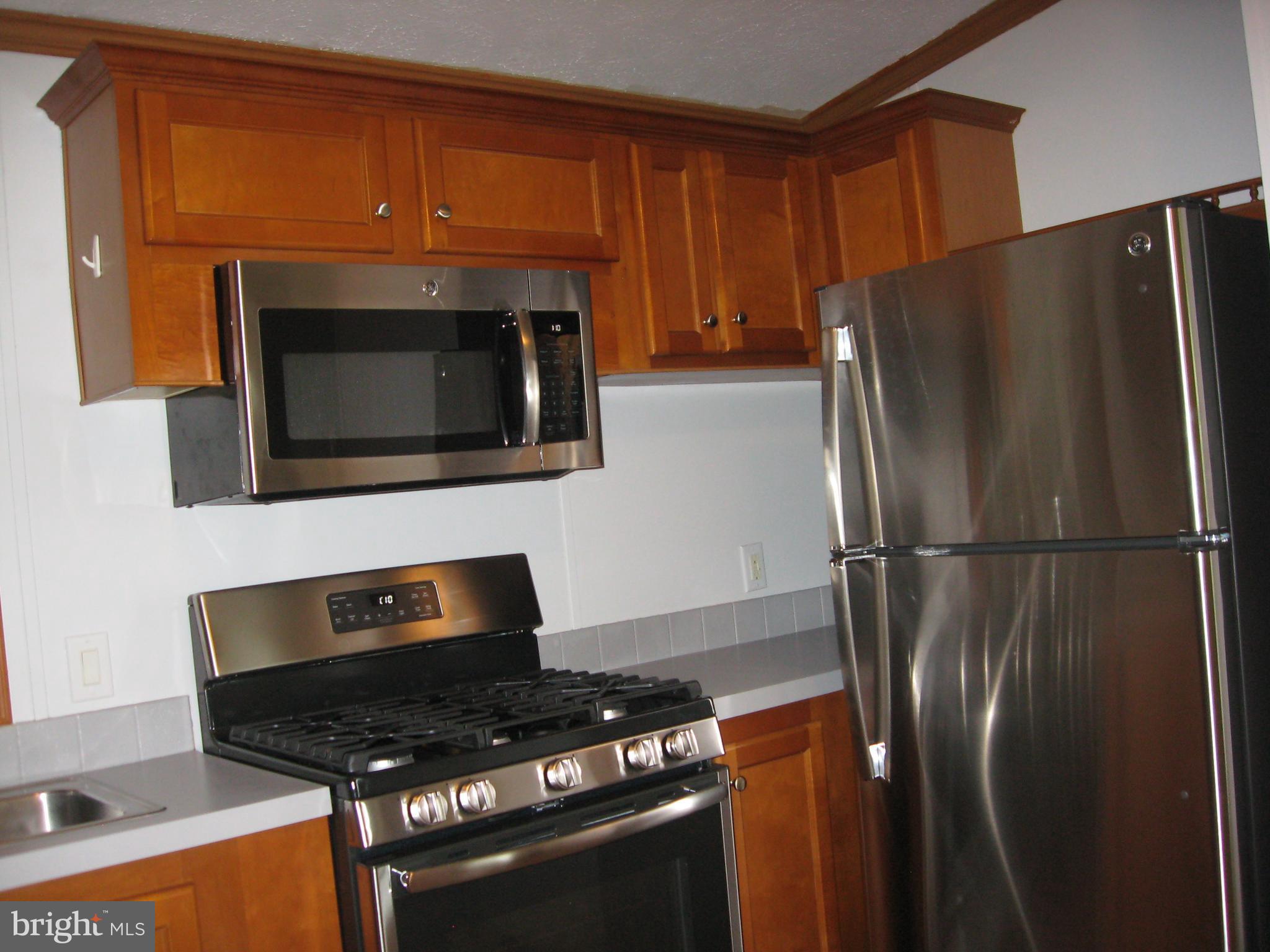 HILLANDALE HOMES - Residential